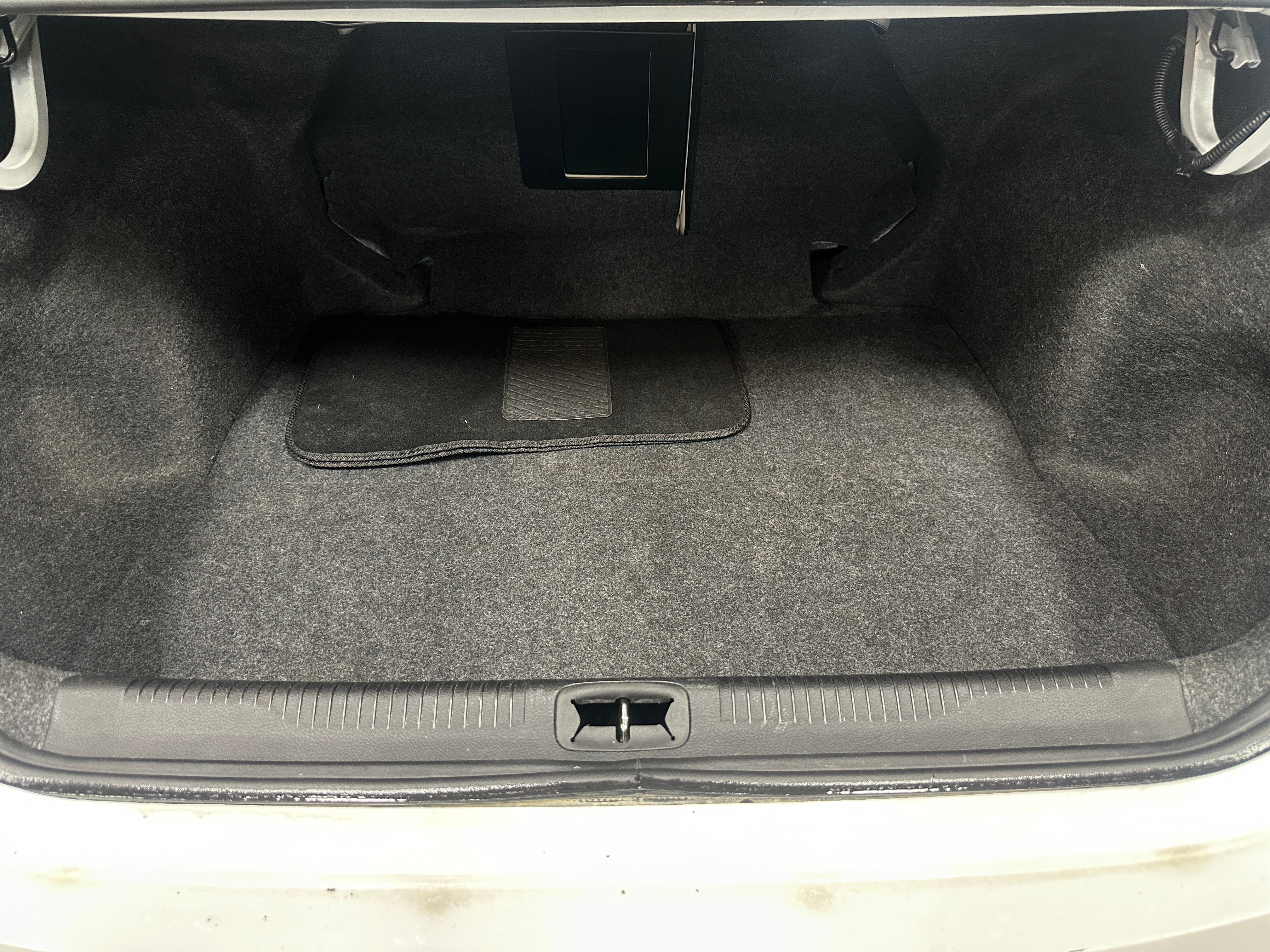2016 Chrysler 200 Limited 7
