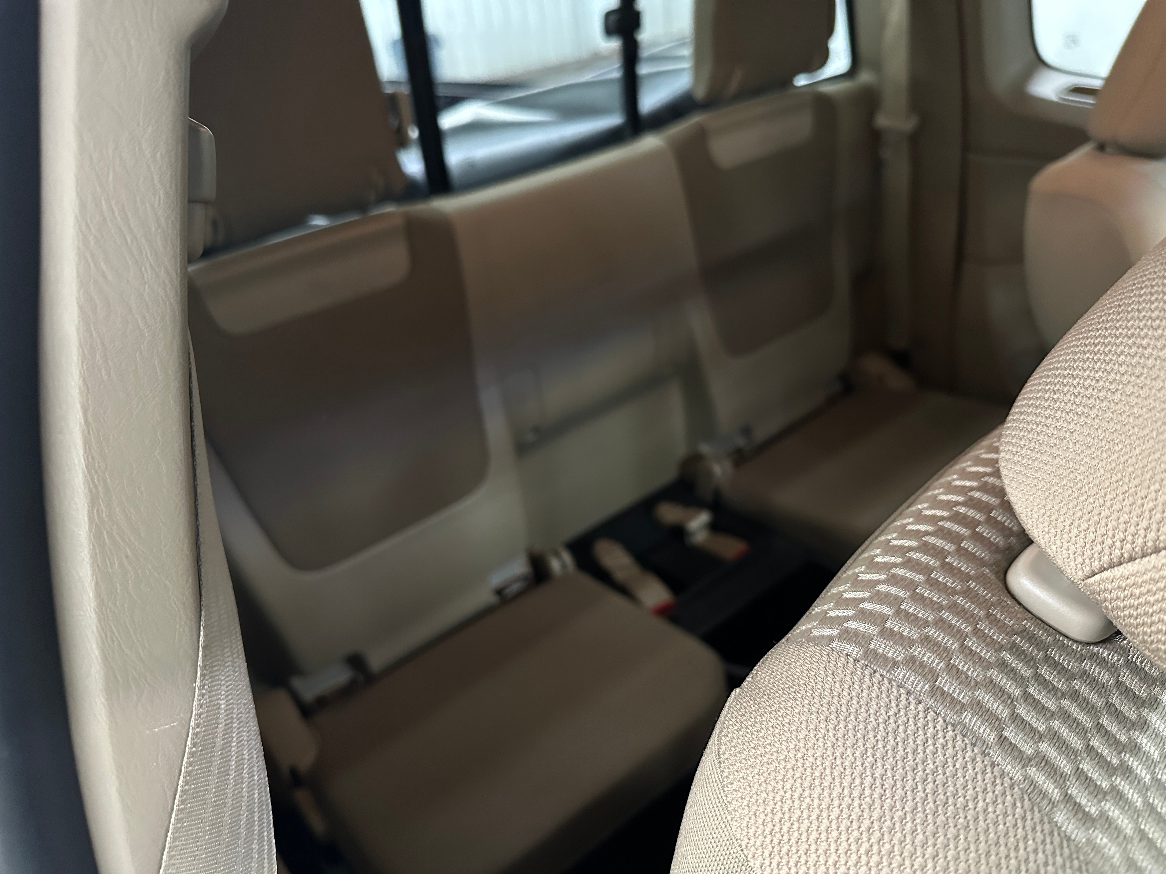 2013 Toyota Tacoma  6