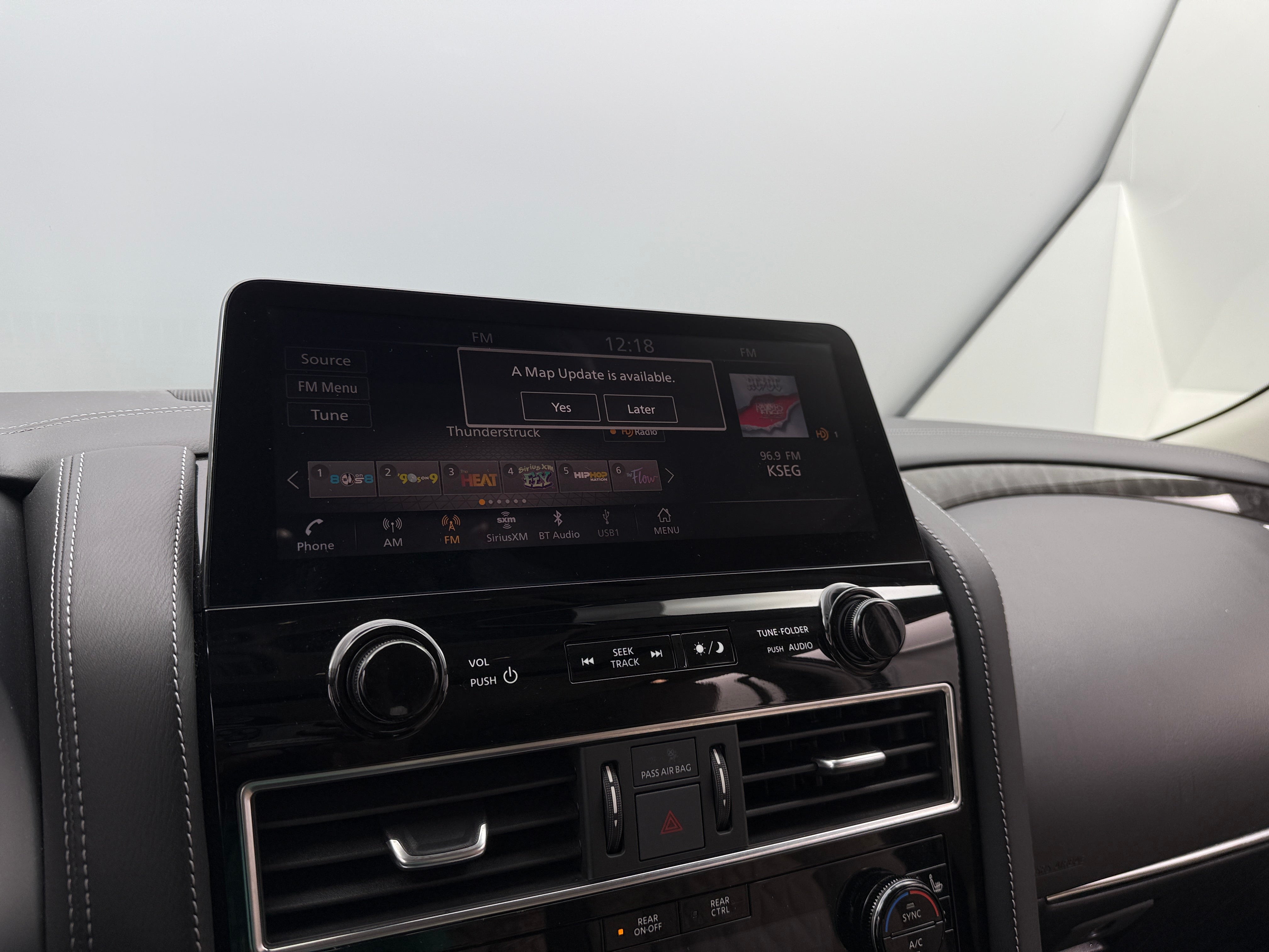 2024 Nissan Armada Platinum Edition 3