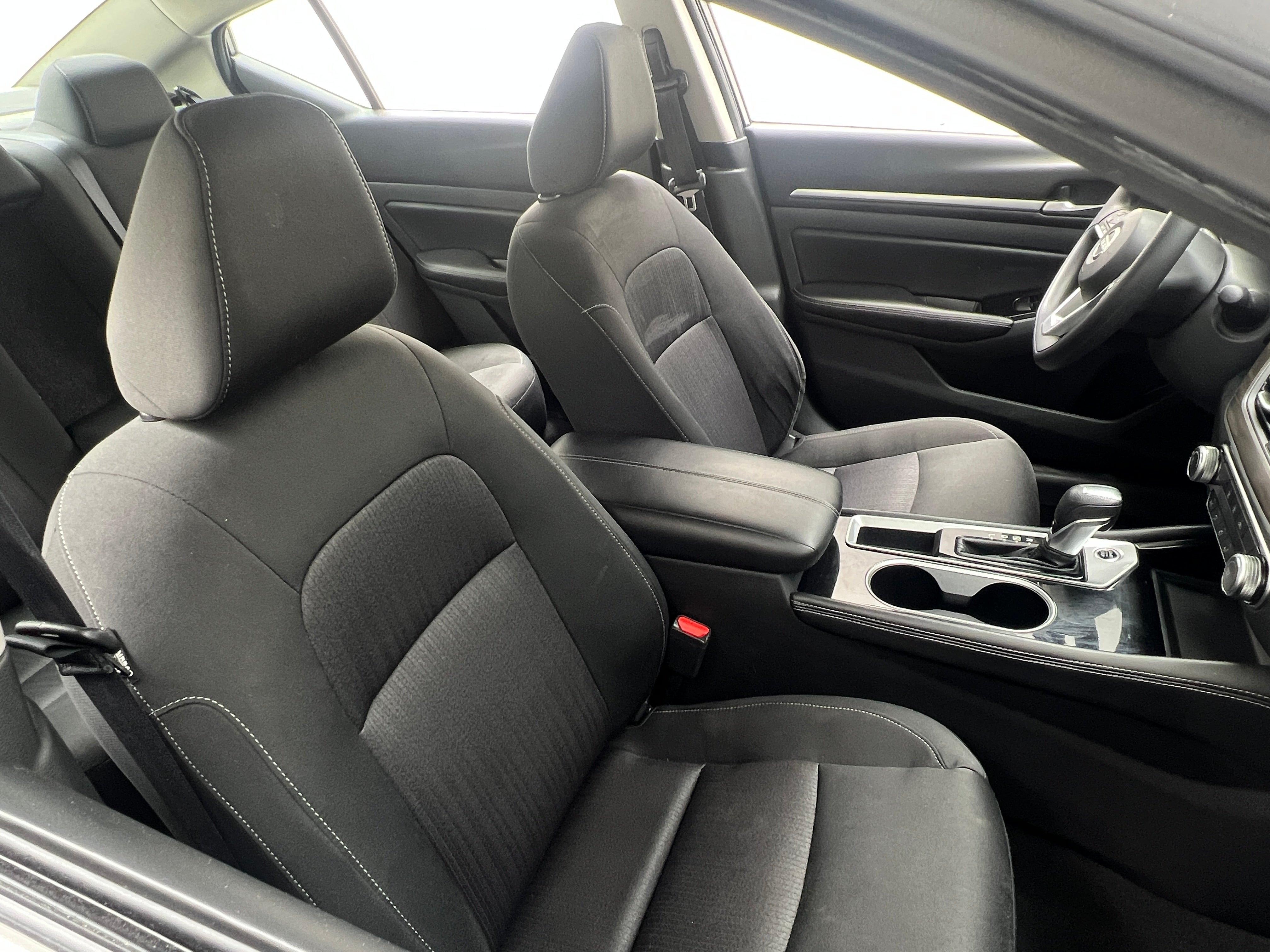 2023 Nissan Altima SV 2