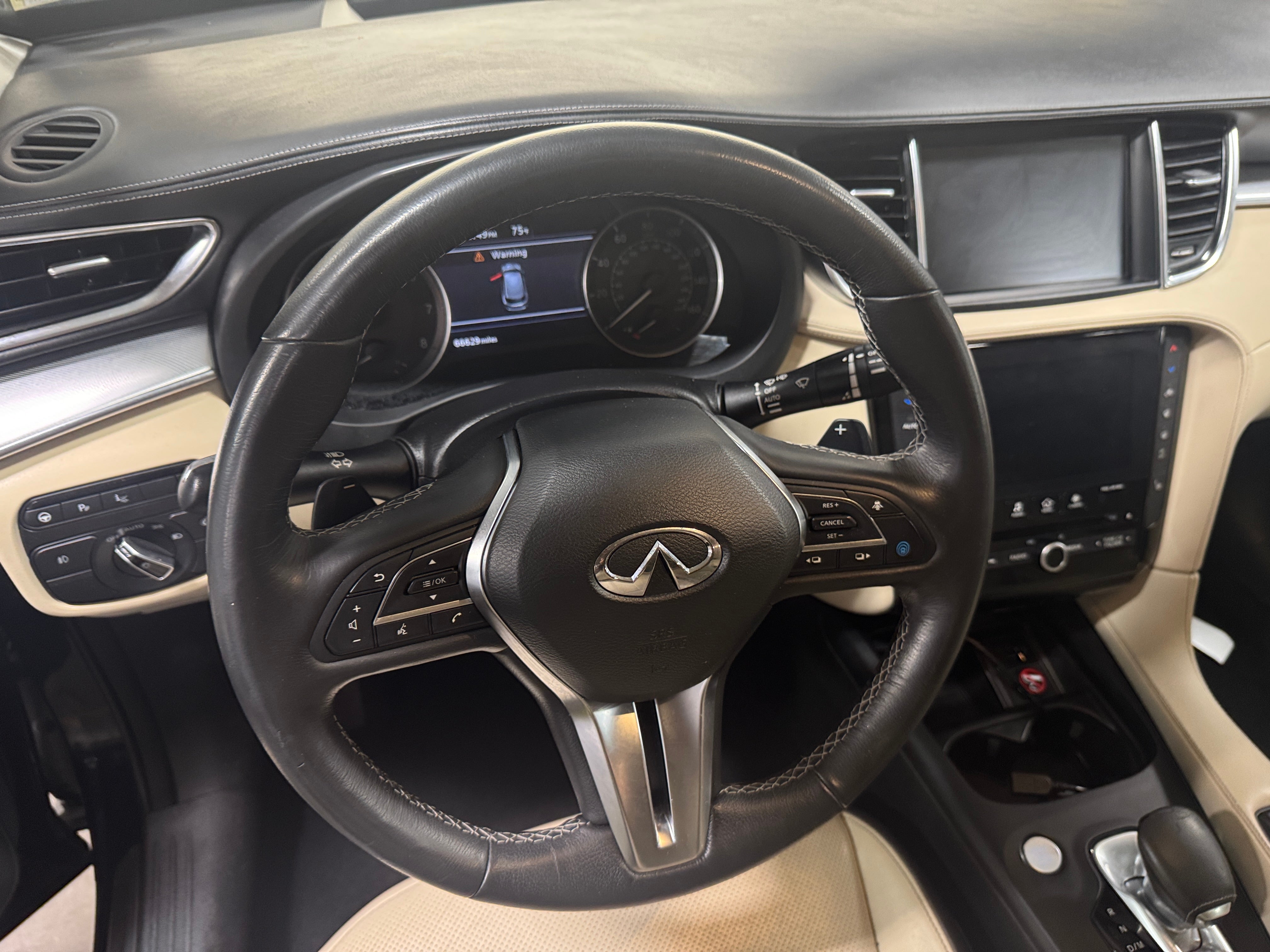 2019 INFINITI QX50 Essential 4