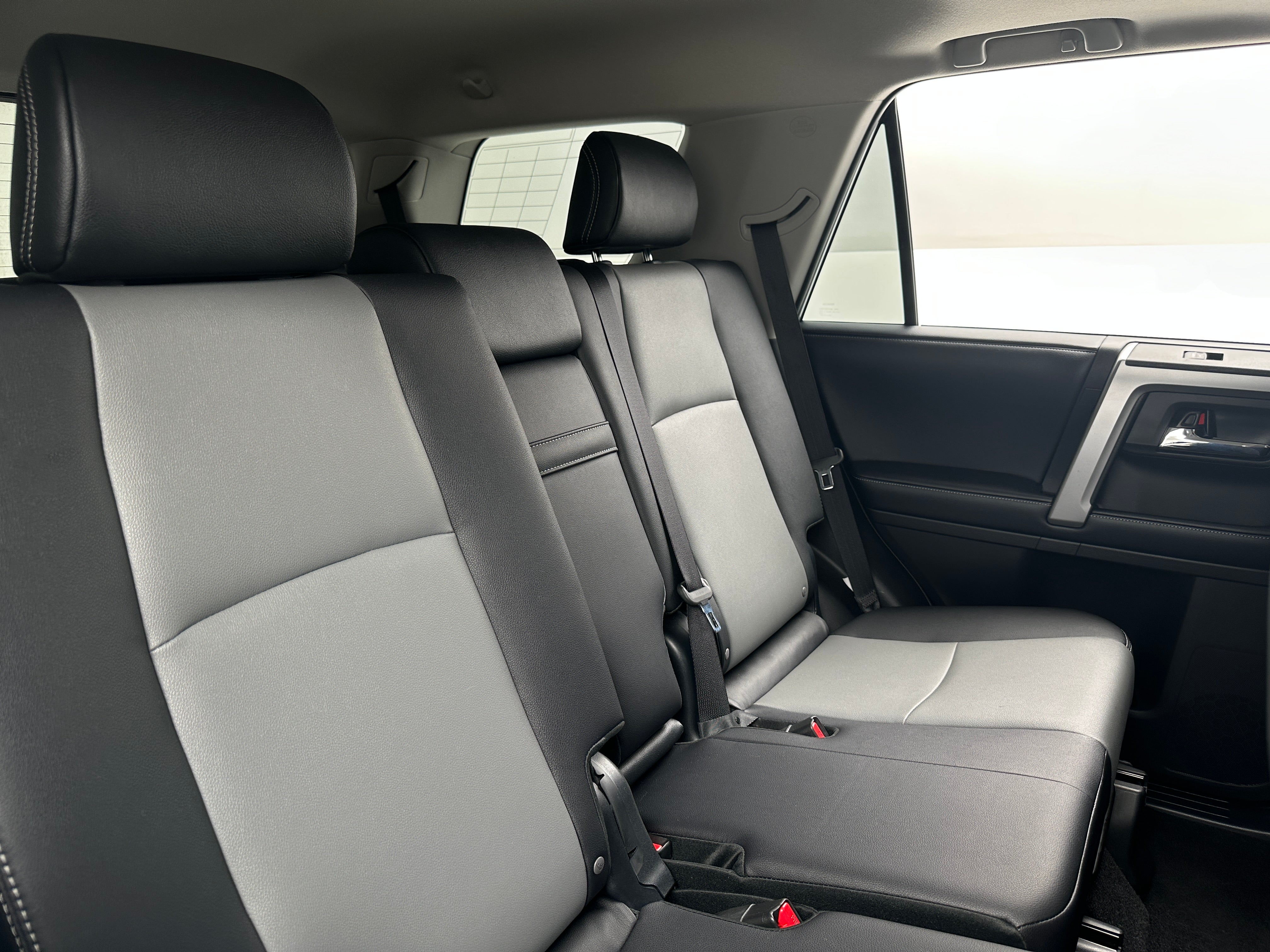 2019 Toyota 4Runner SR5 5