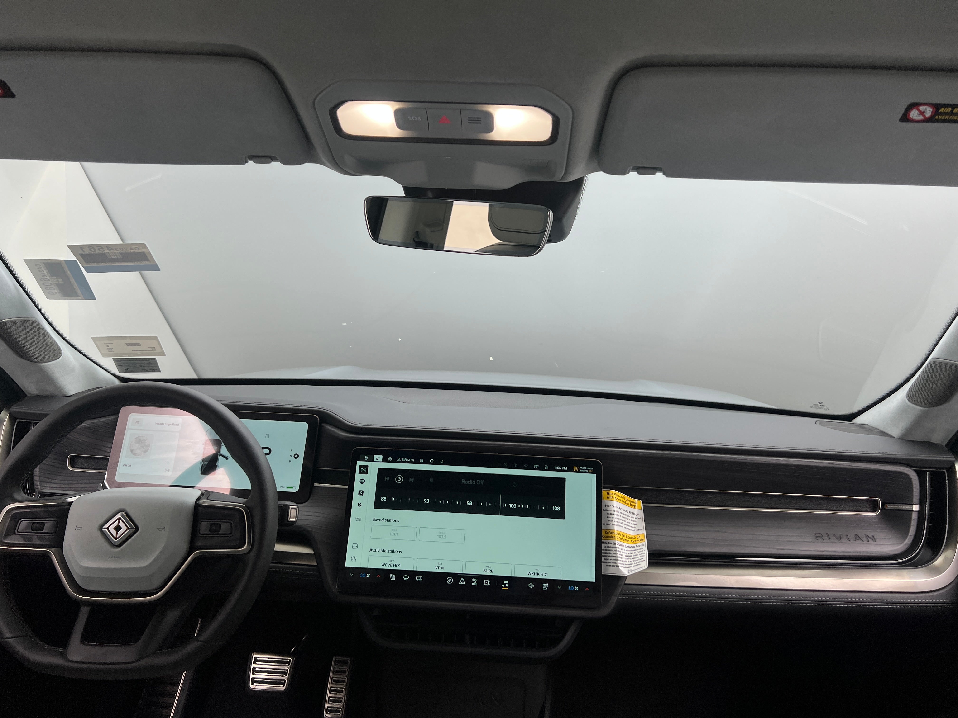 2024 Rivian R1S Adventure 2