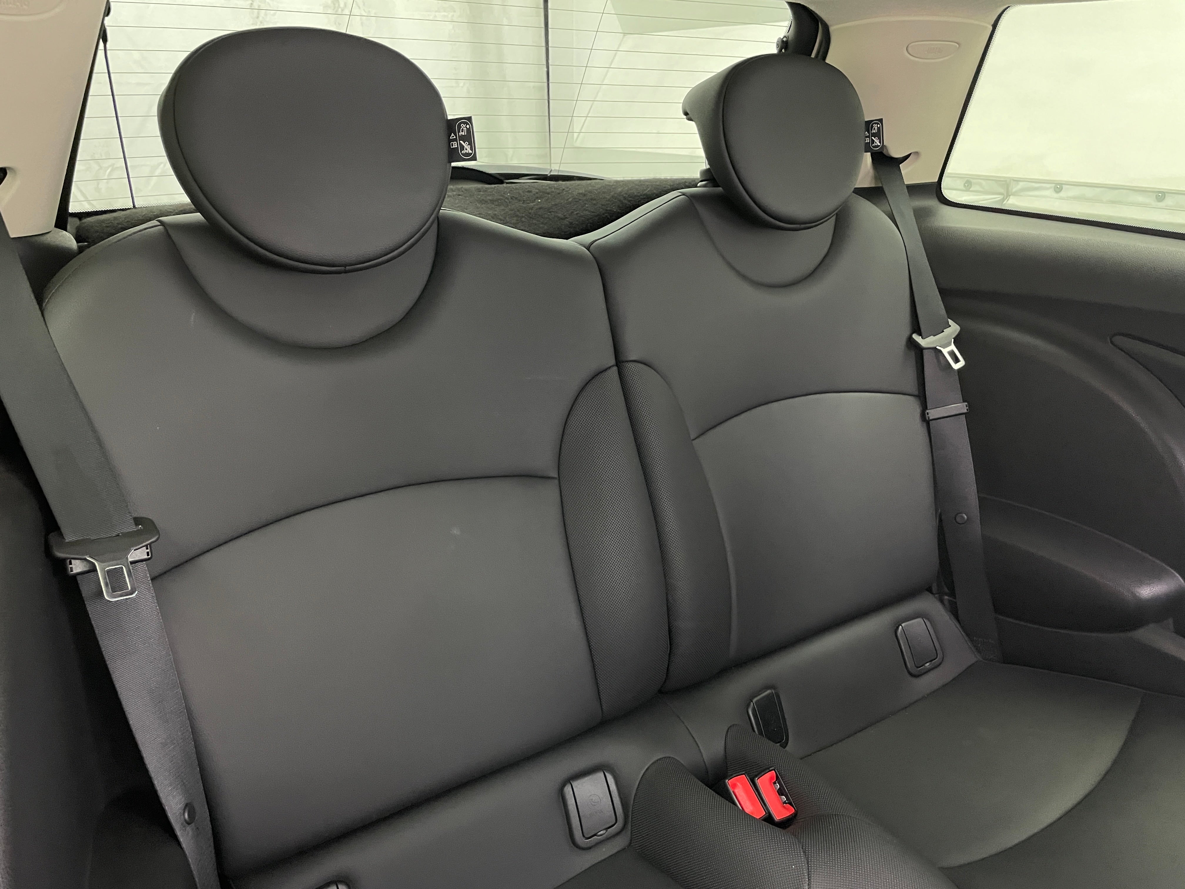 2013 MINI Cooper Hardtop S 5