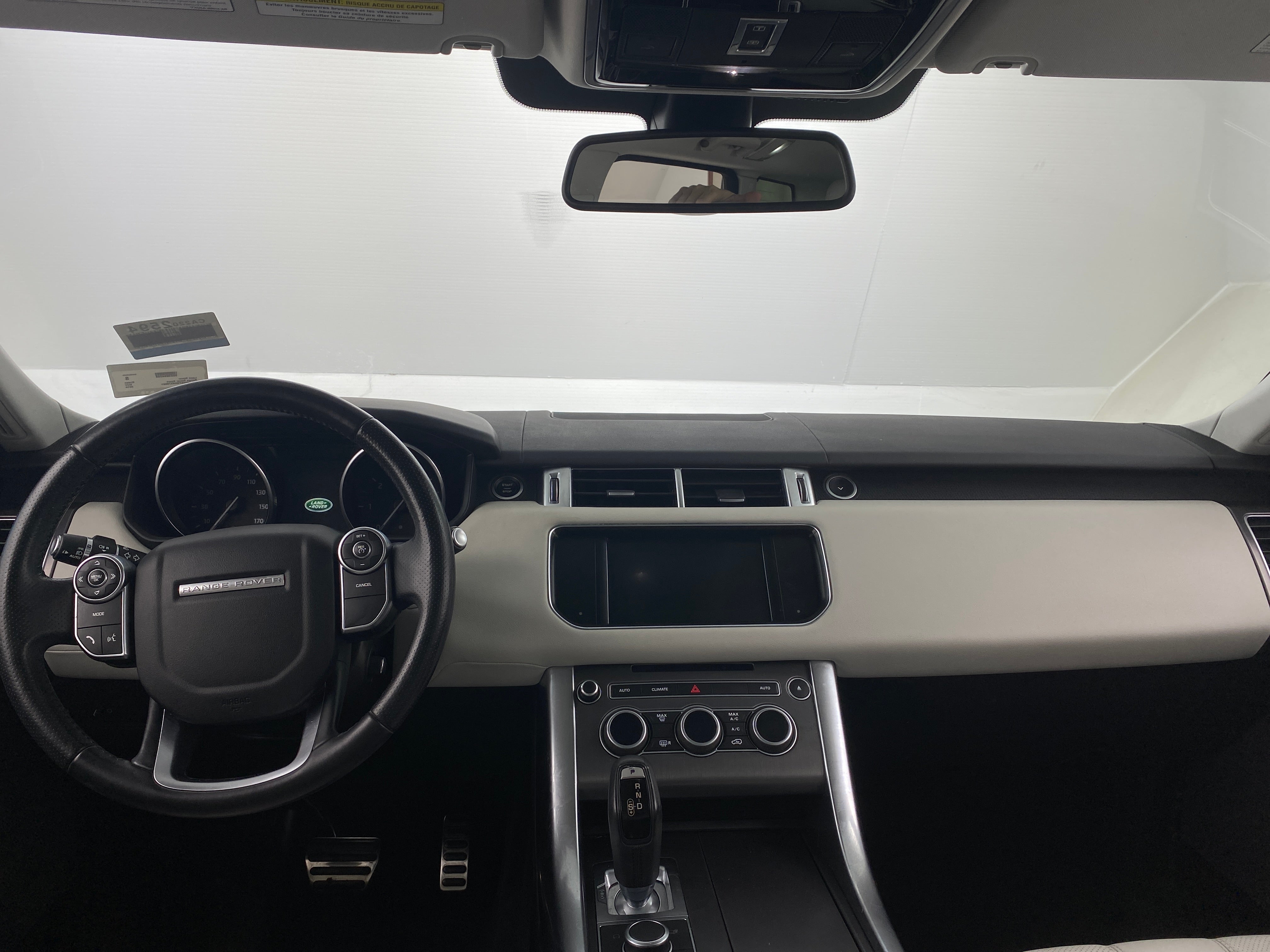 2016 Land Rover Range Rover Sport SE 2