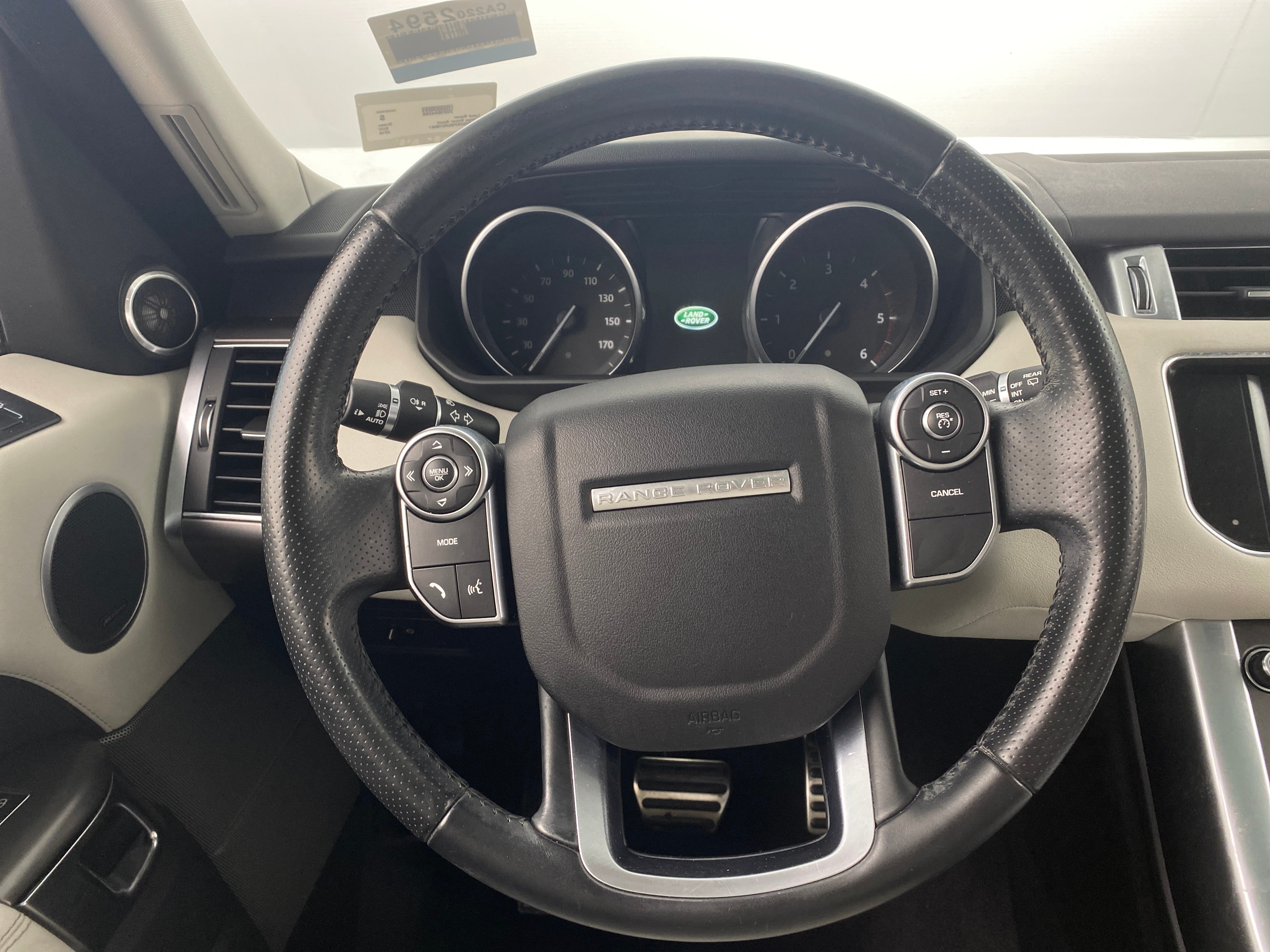 2016 Land Rover Range Rover Sport SE 4
