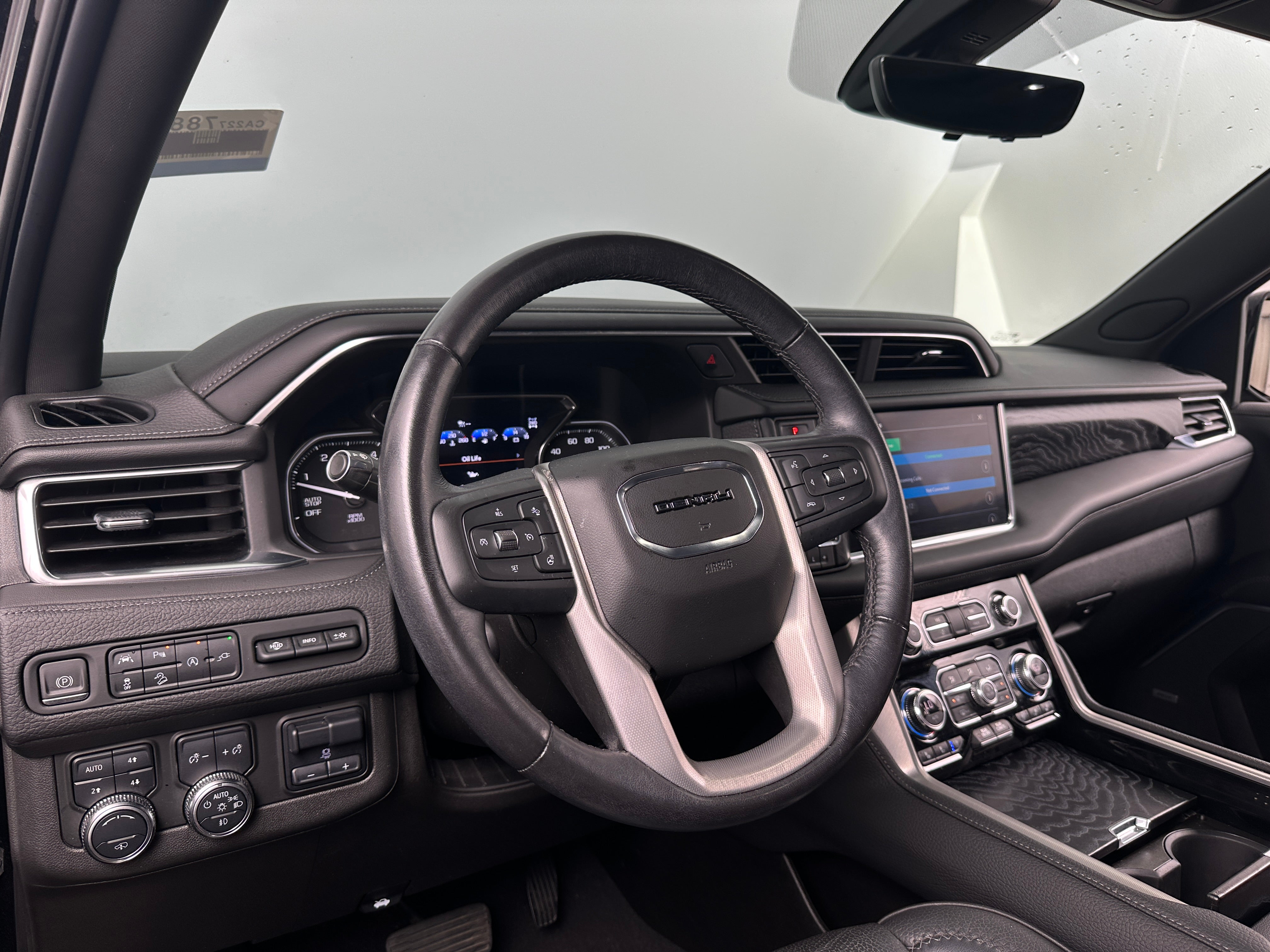 2021 GMC Yukon Denali 2