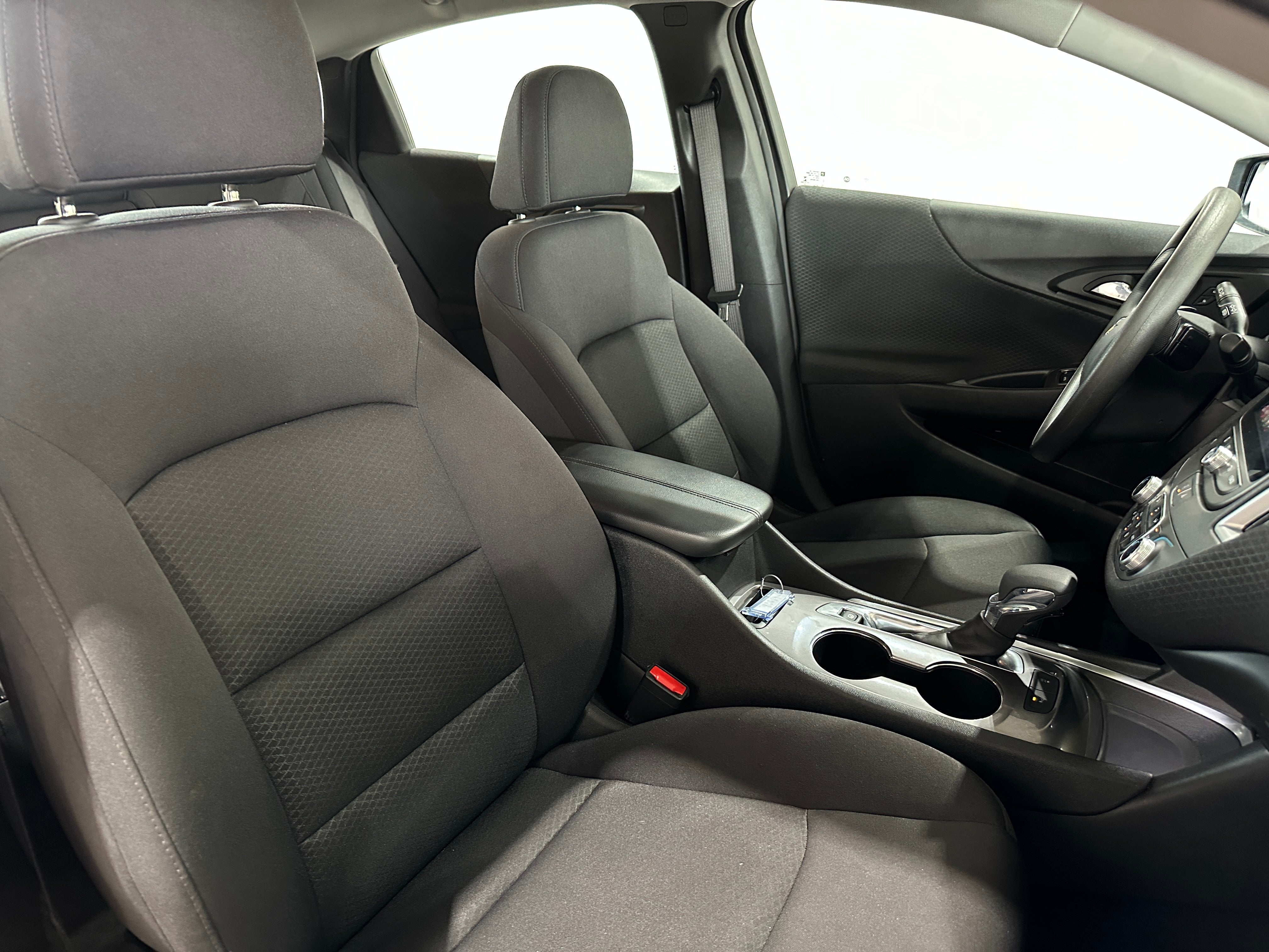 2024 Chevrolet Malibu LT 2