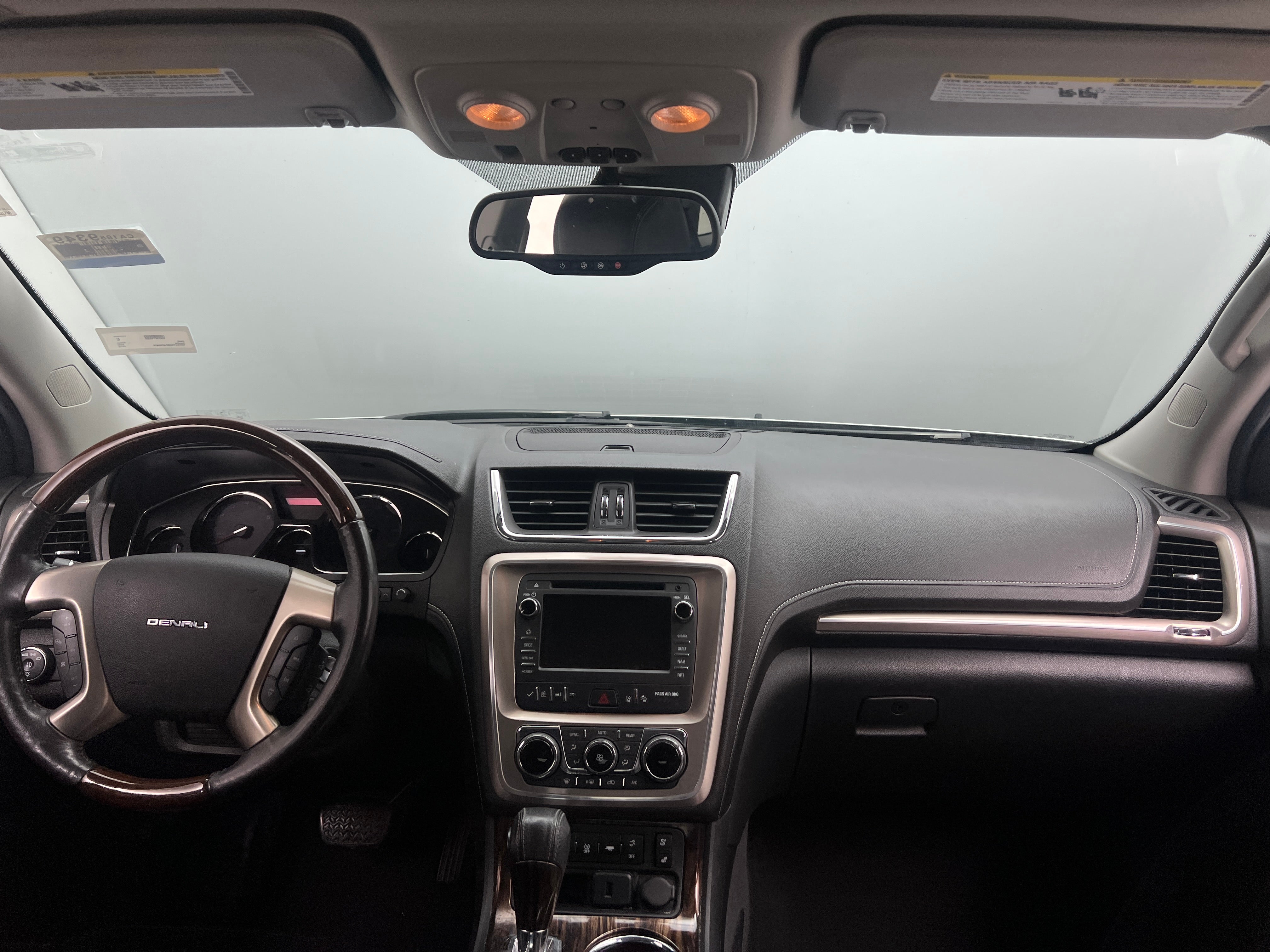 2015 GMC Acadia Denali 2