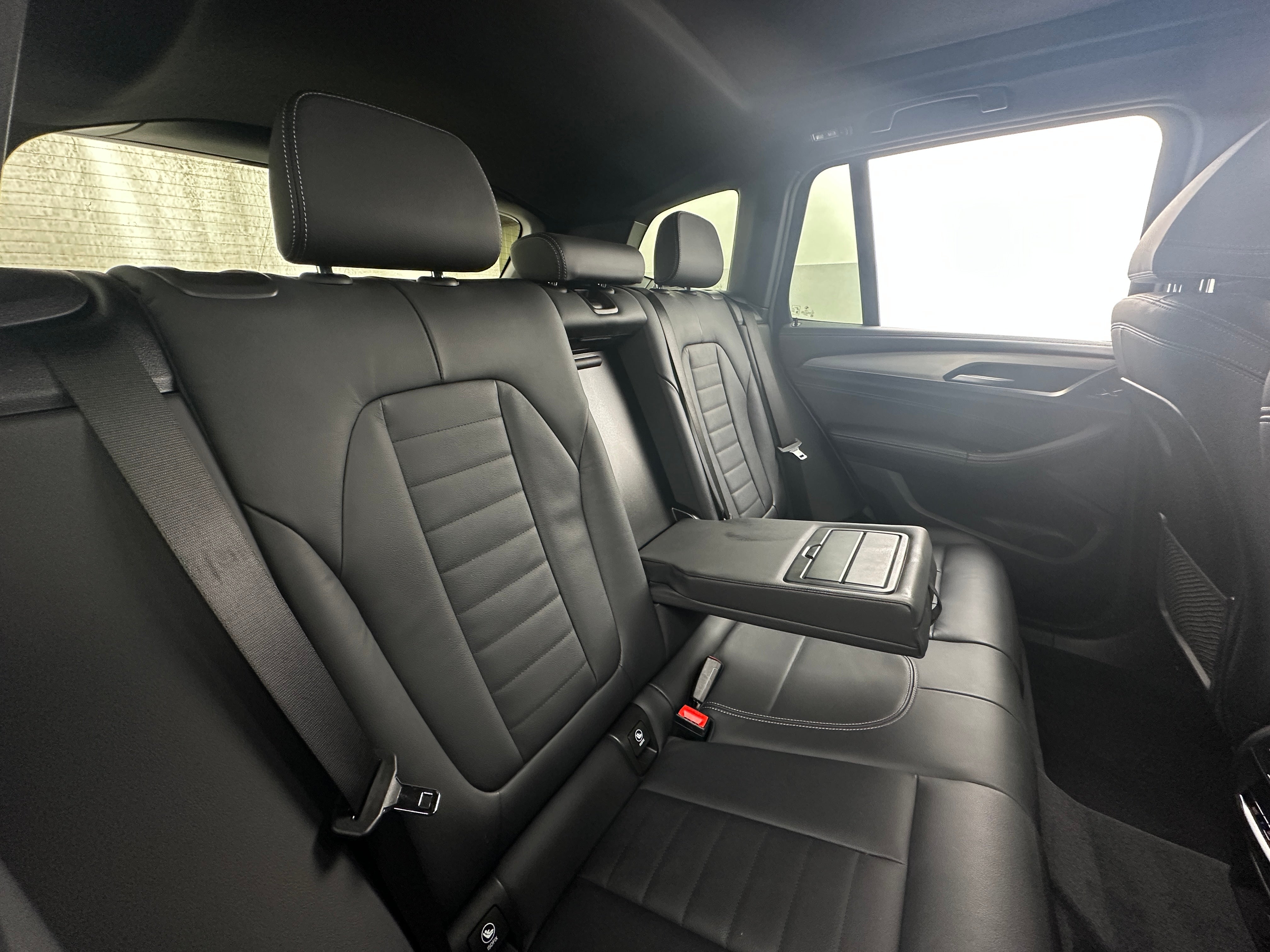 2018 BMW X3 xDrive30i 5