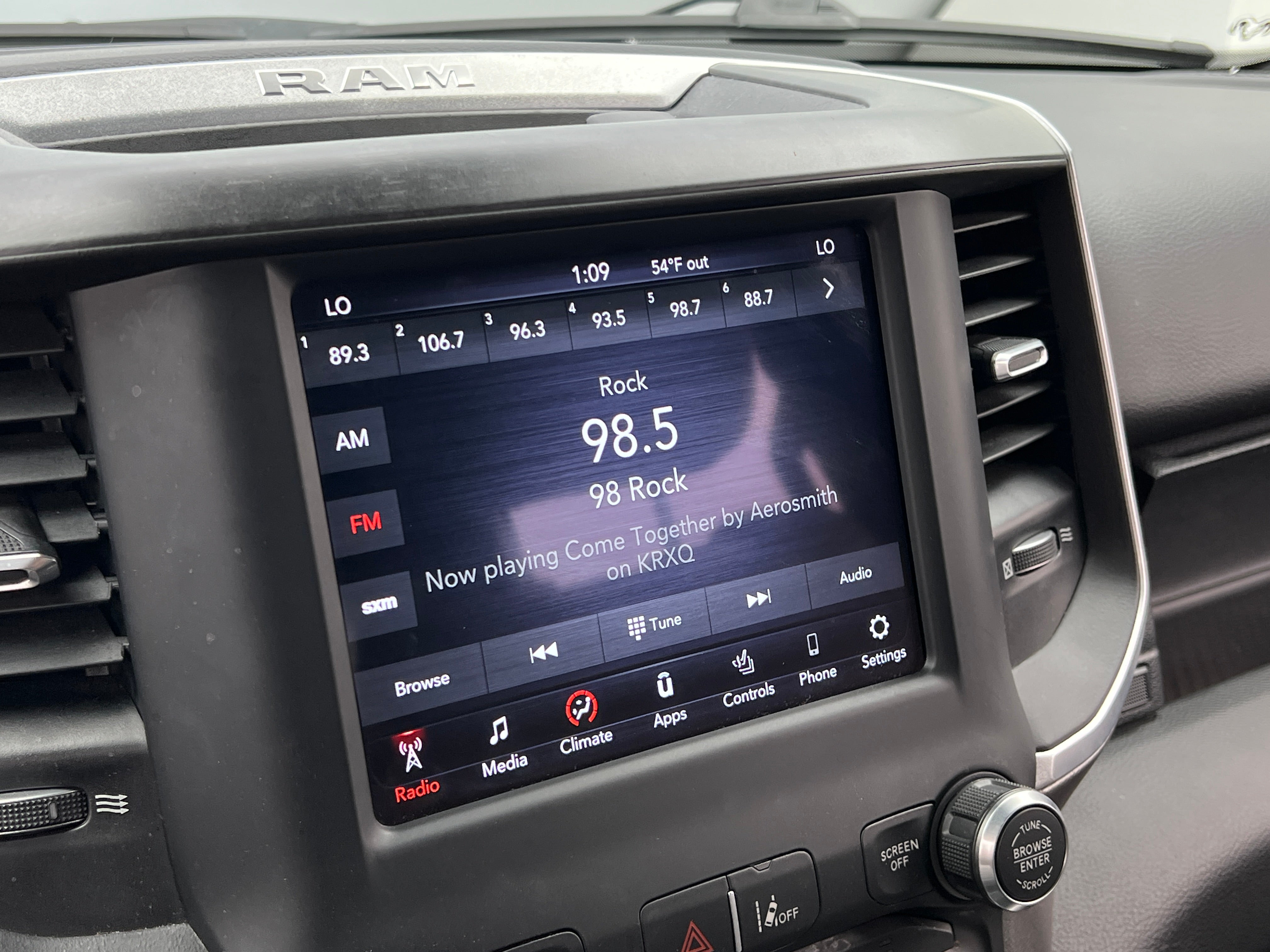 2021 RAM 1500 Big Horn 4