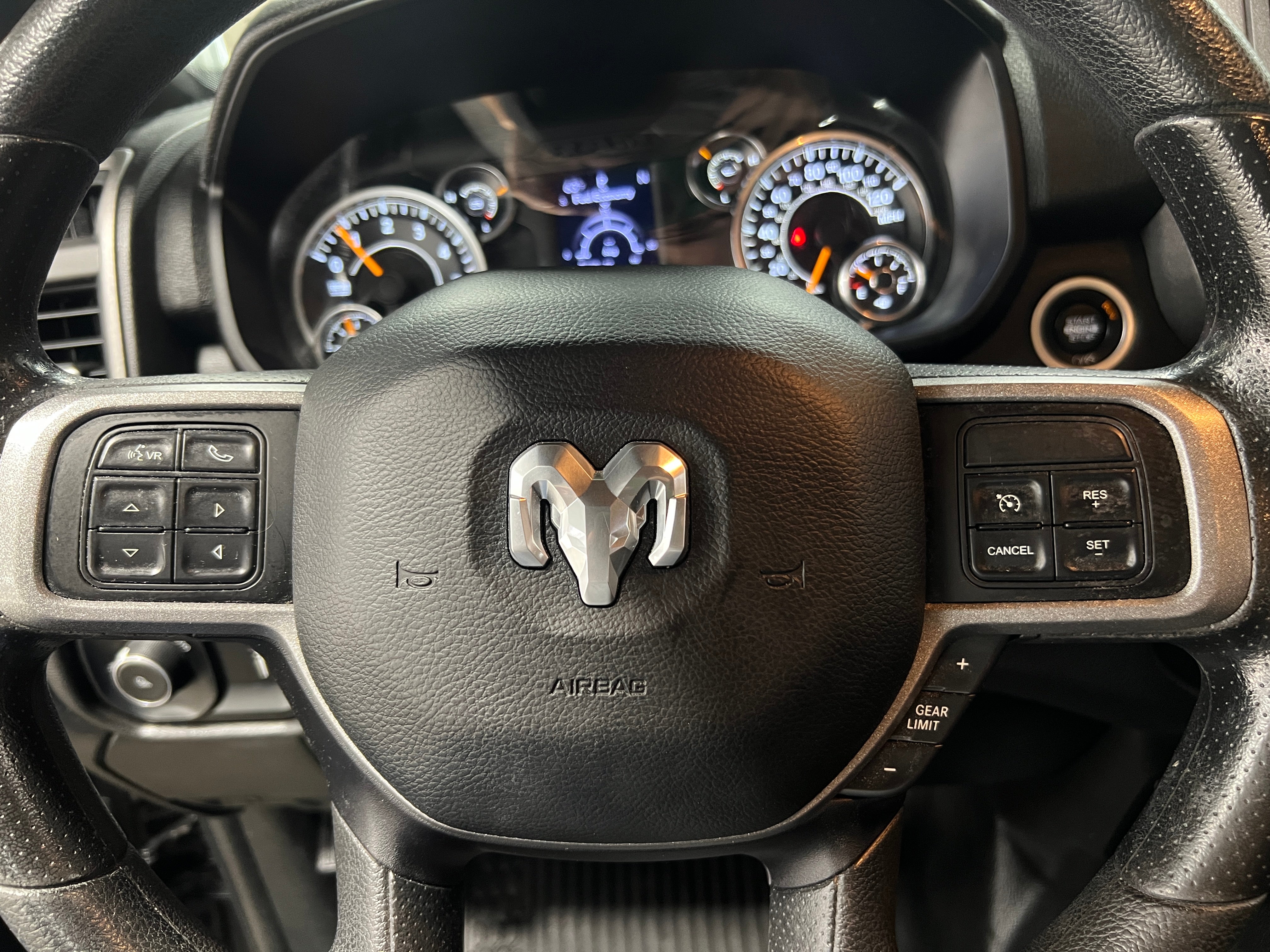 2021 RAM 2500 Tradesman 4