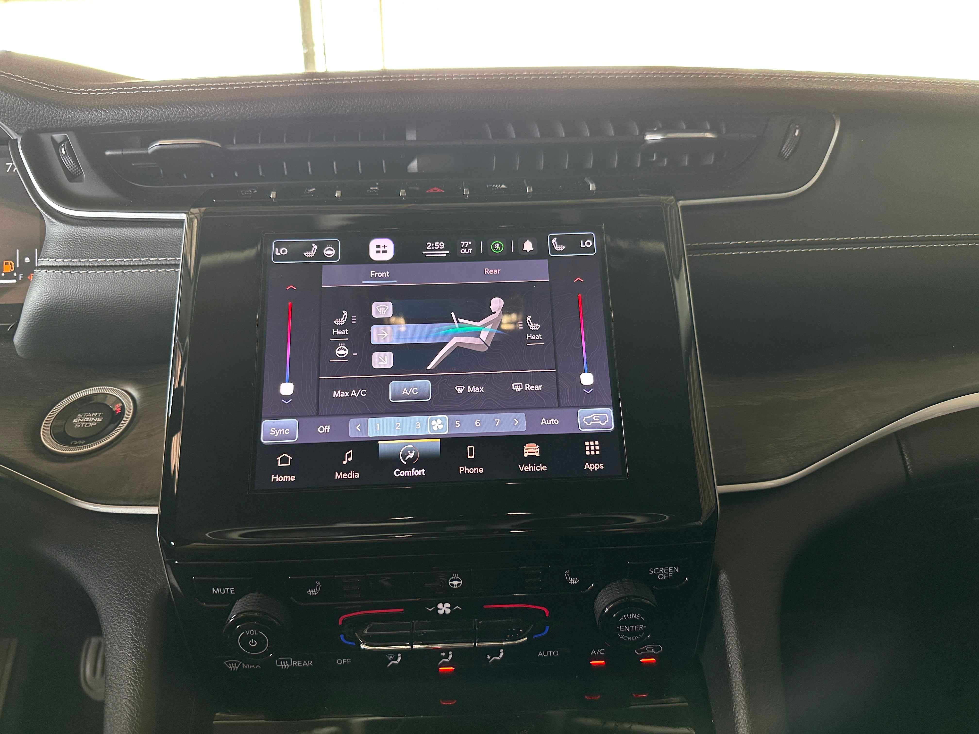 2021 Jeep Grand Cherokee L Limited Edition 3