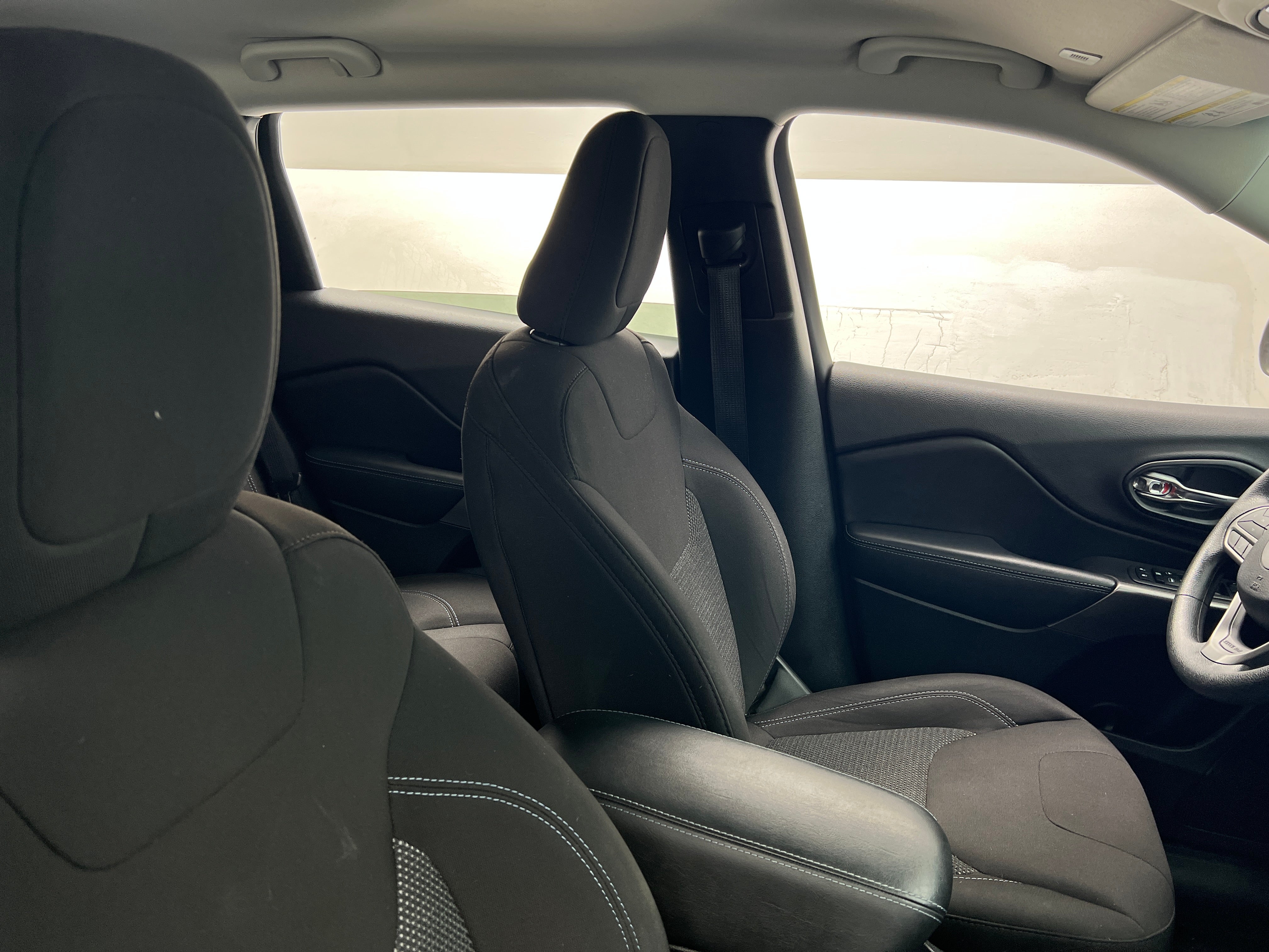 2019 Jeep Cherokee Latitude 2