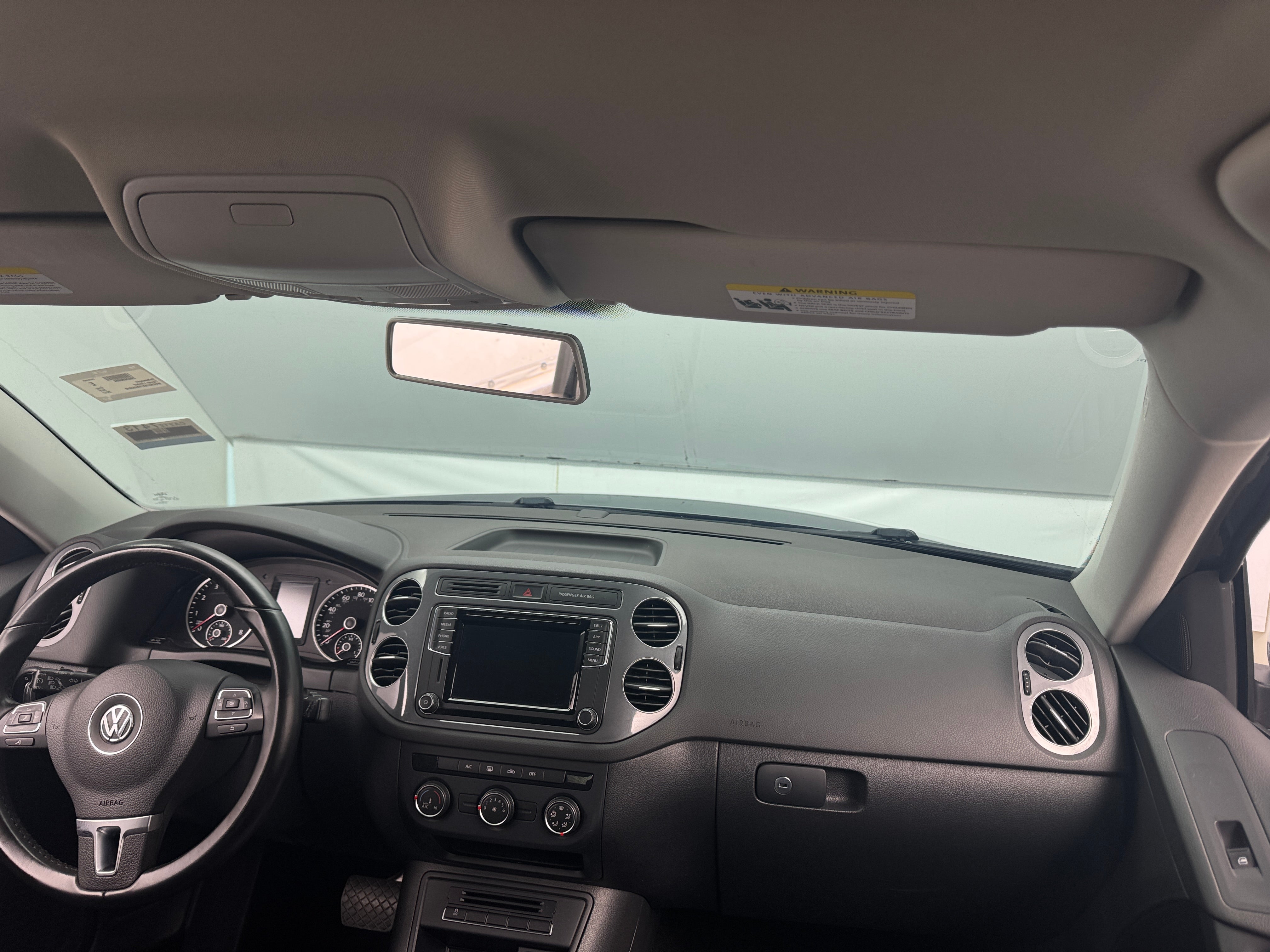 2017 Volkswagen Tiguan Limited 3