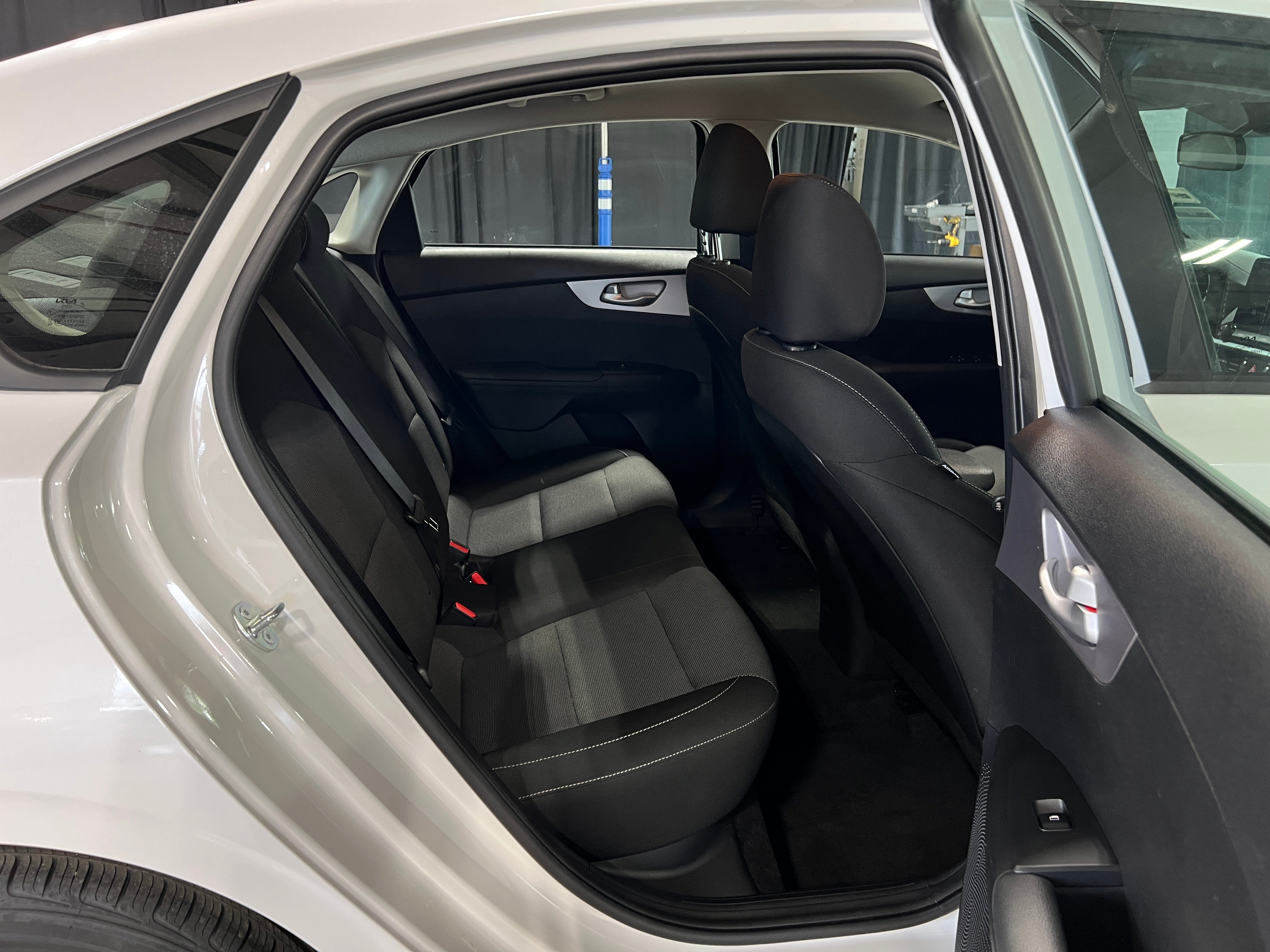 2024 Kia Forte LXS 6