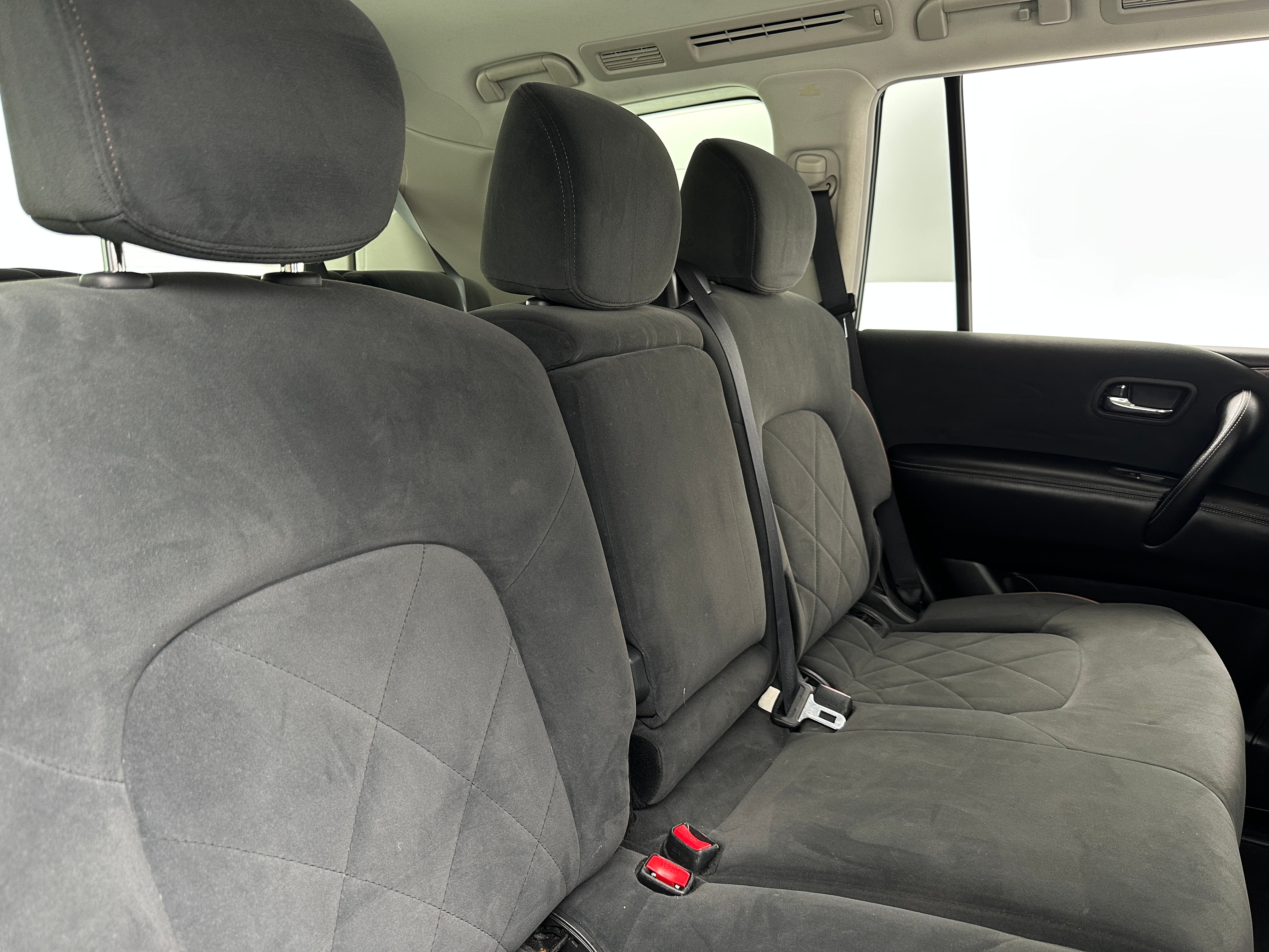 2020 Nissan Armada SV 6