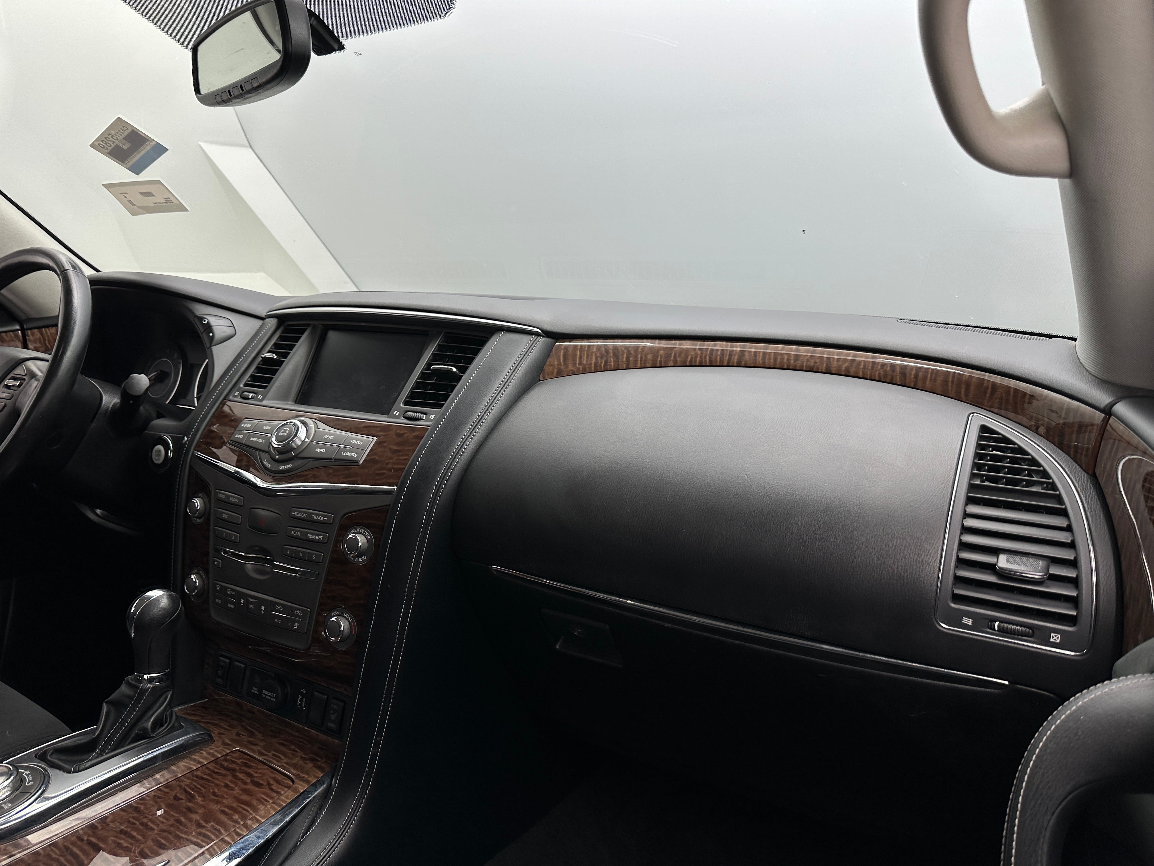 2020 Nissan Armada SV 3