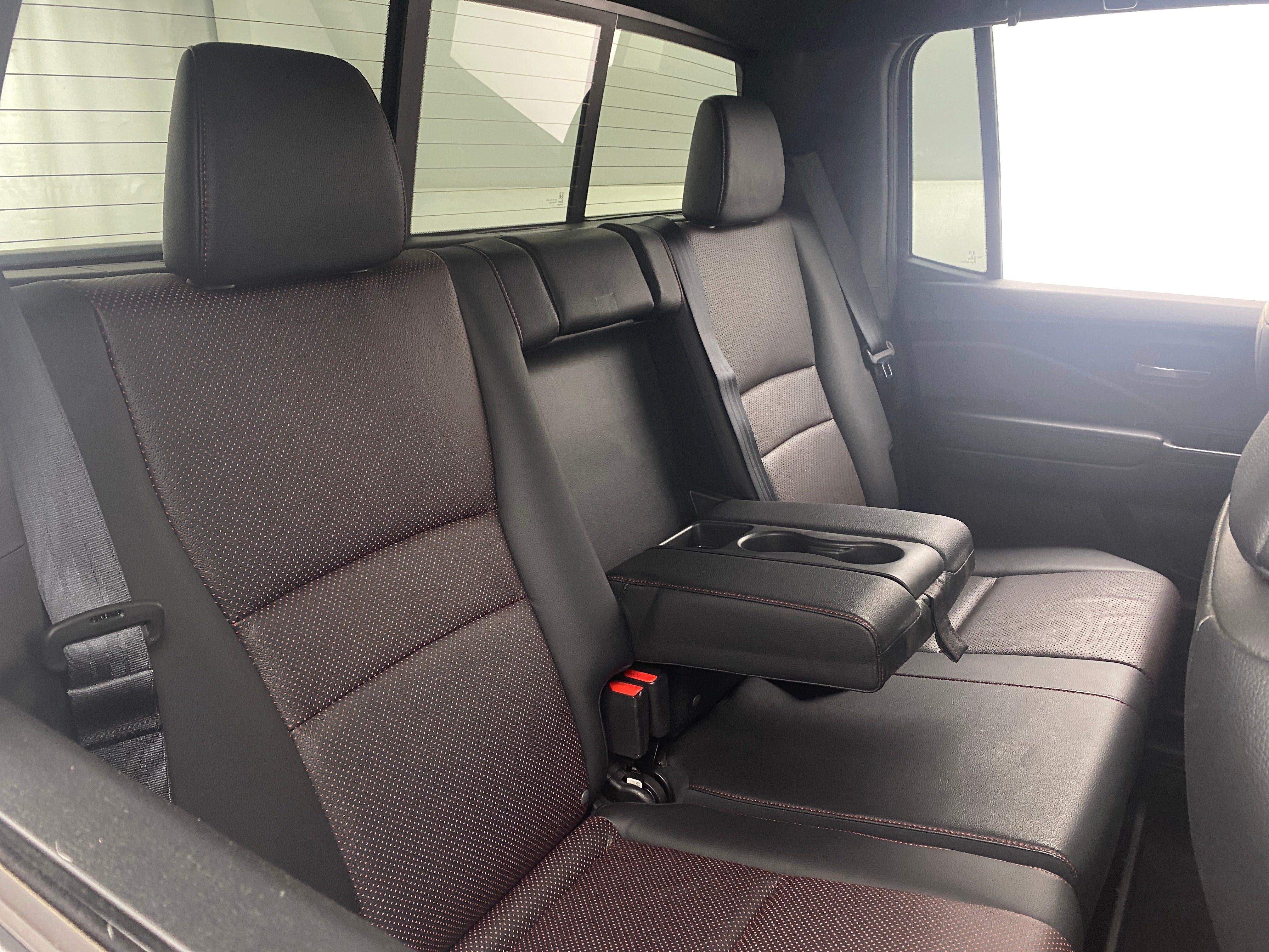 2017 Honda Ridgeline Black Edition 5