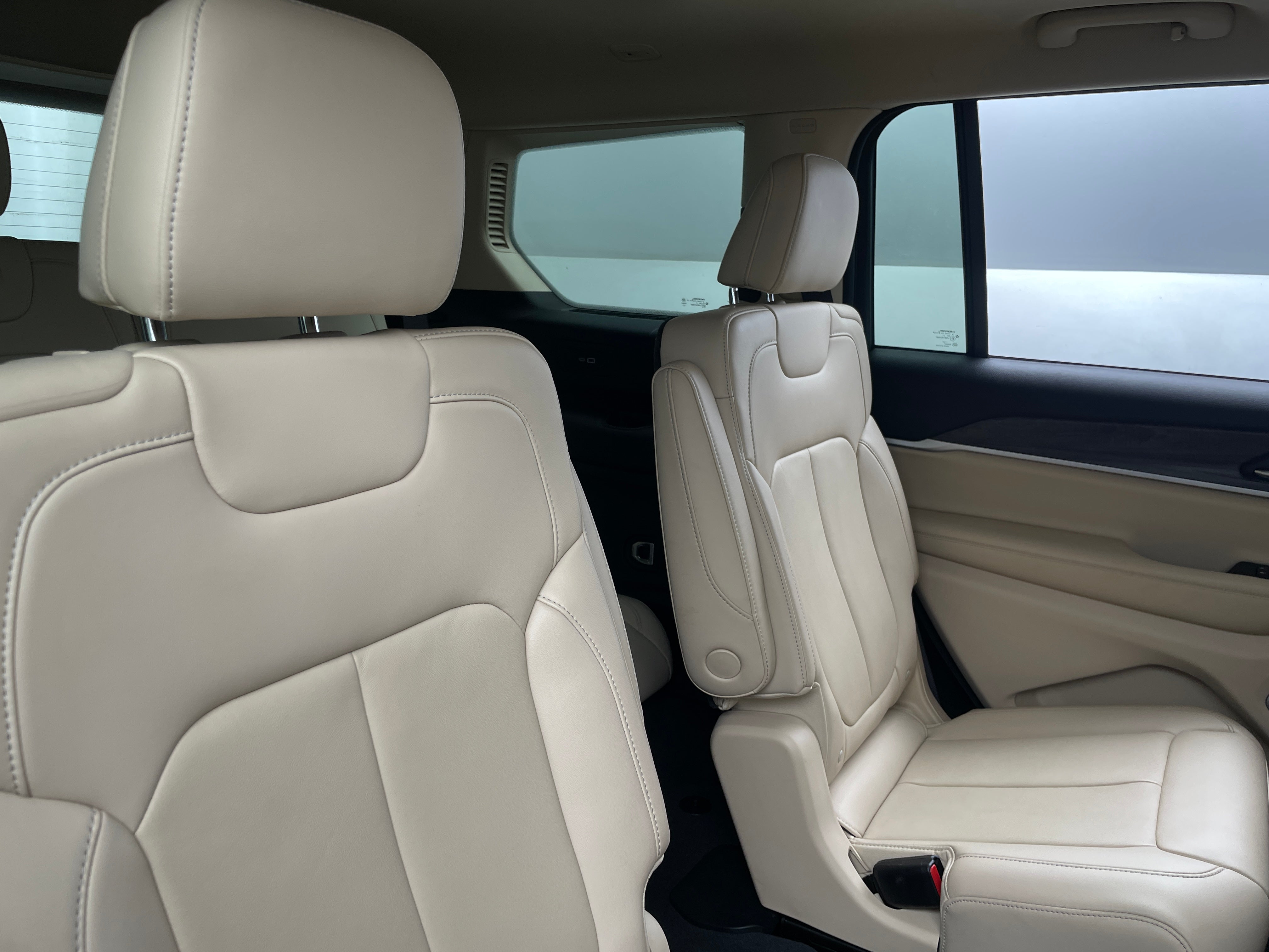 2021 Jeep Grand Cherokee L Limited Edition 5