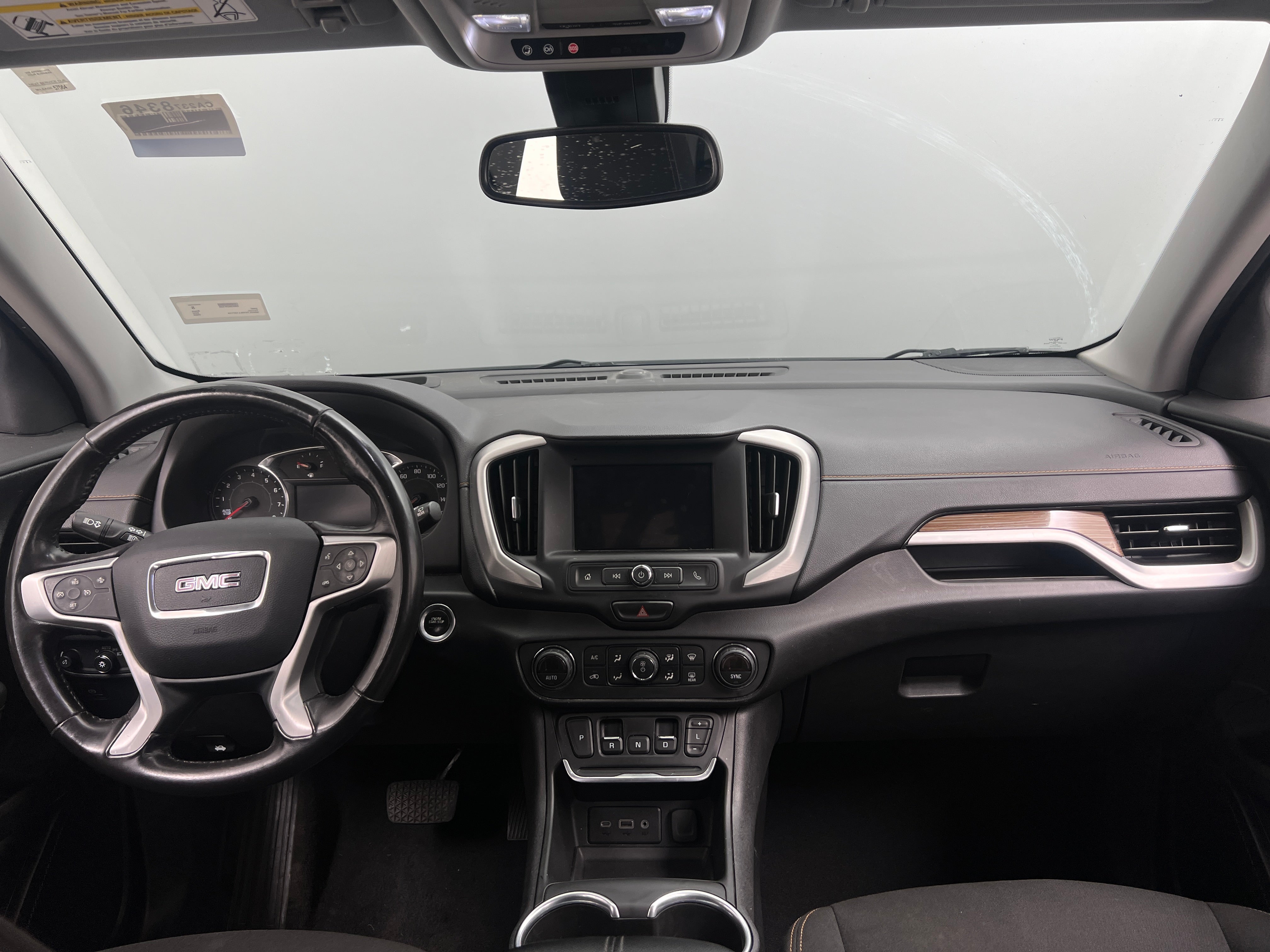 2020 GMC Terrain SLE 3