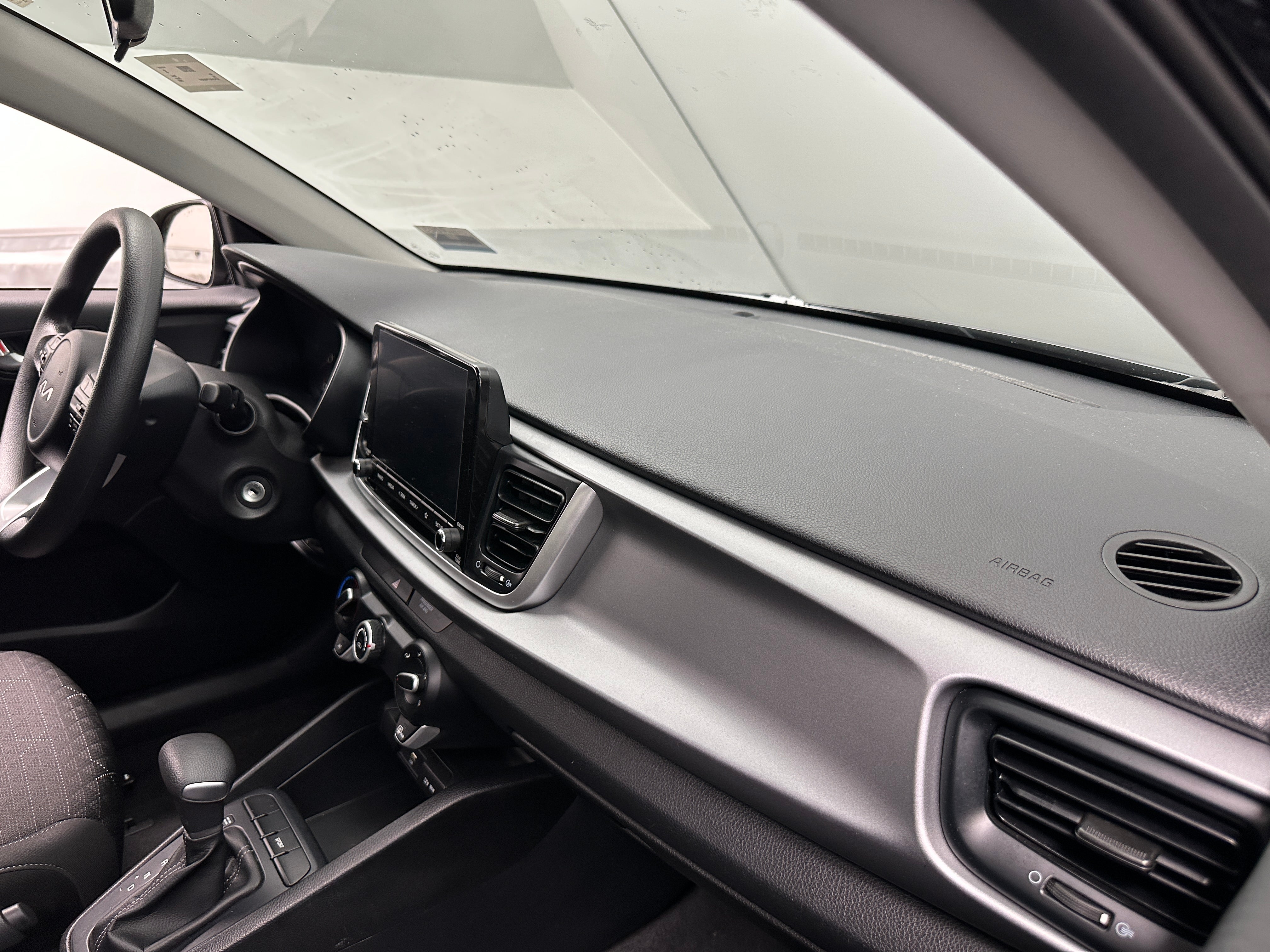 2023 Kia Rio S 3