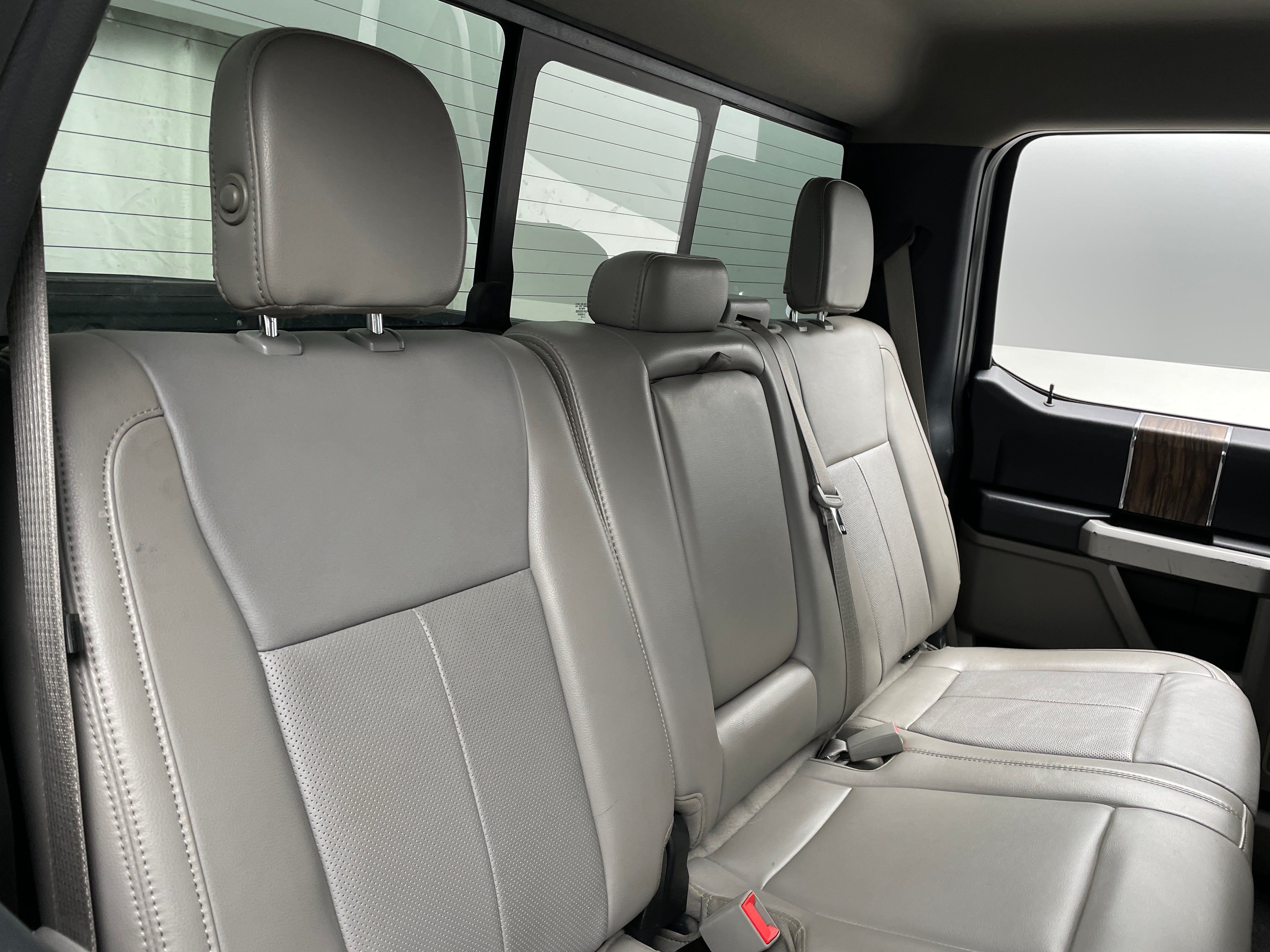 2019 Ford Econoline E-150 5