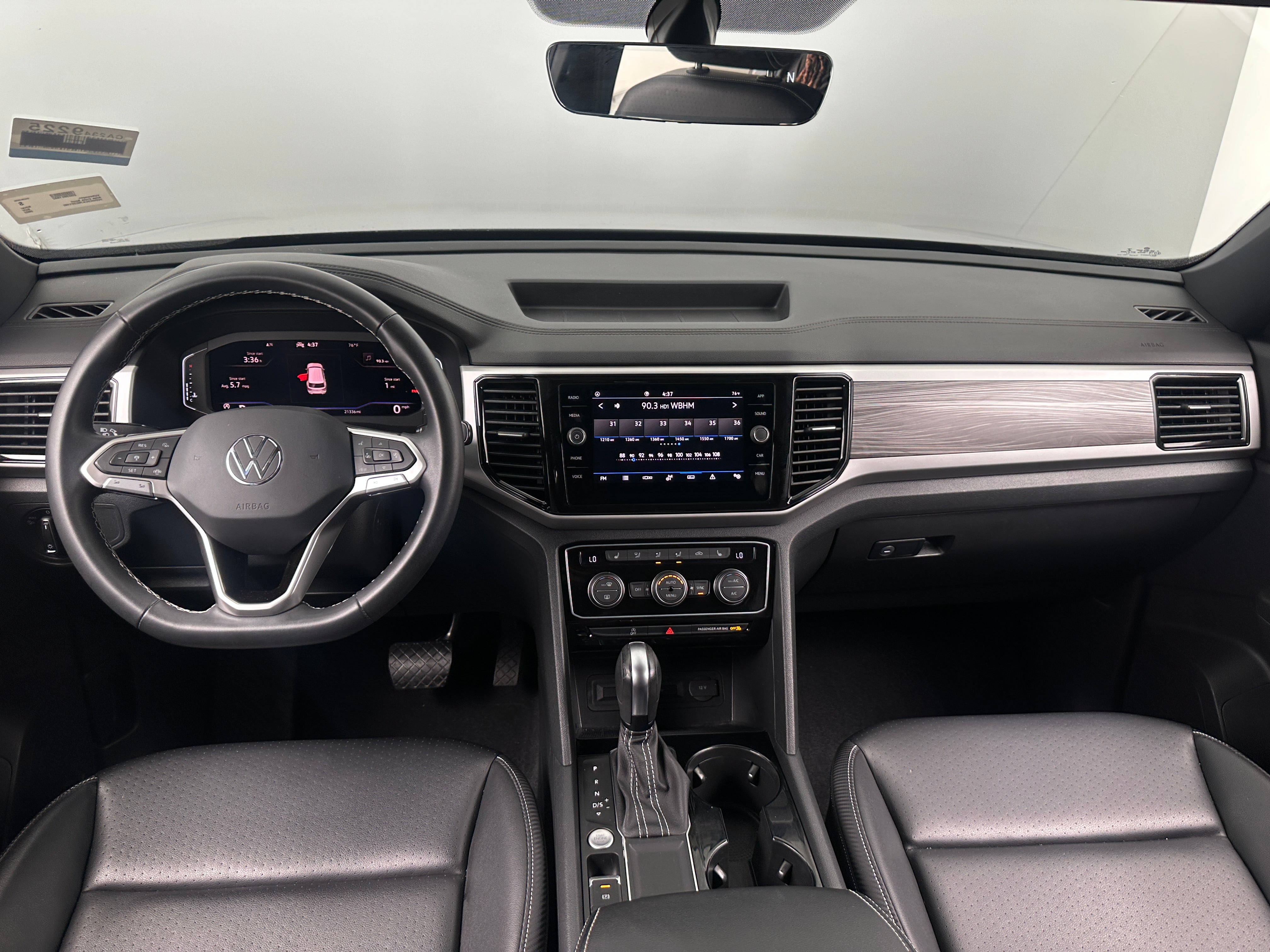 2022 Volkswagen Atlas SE 2