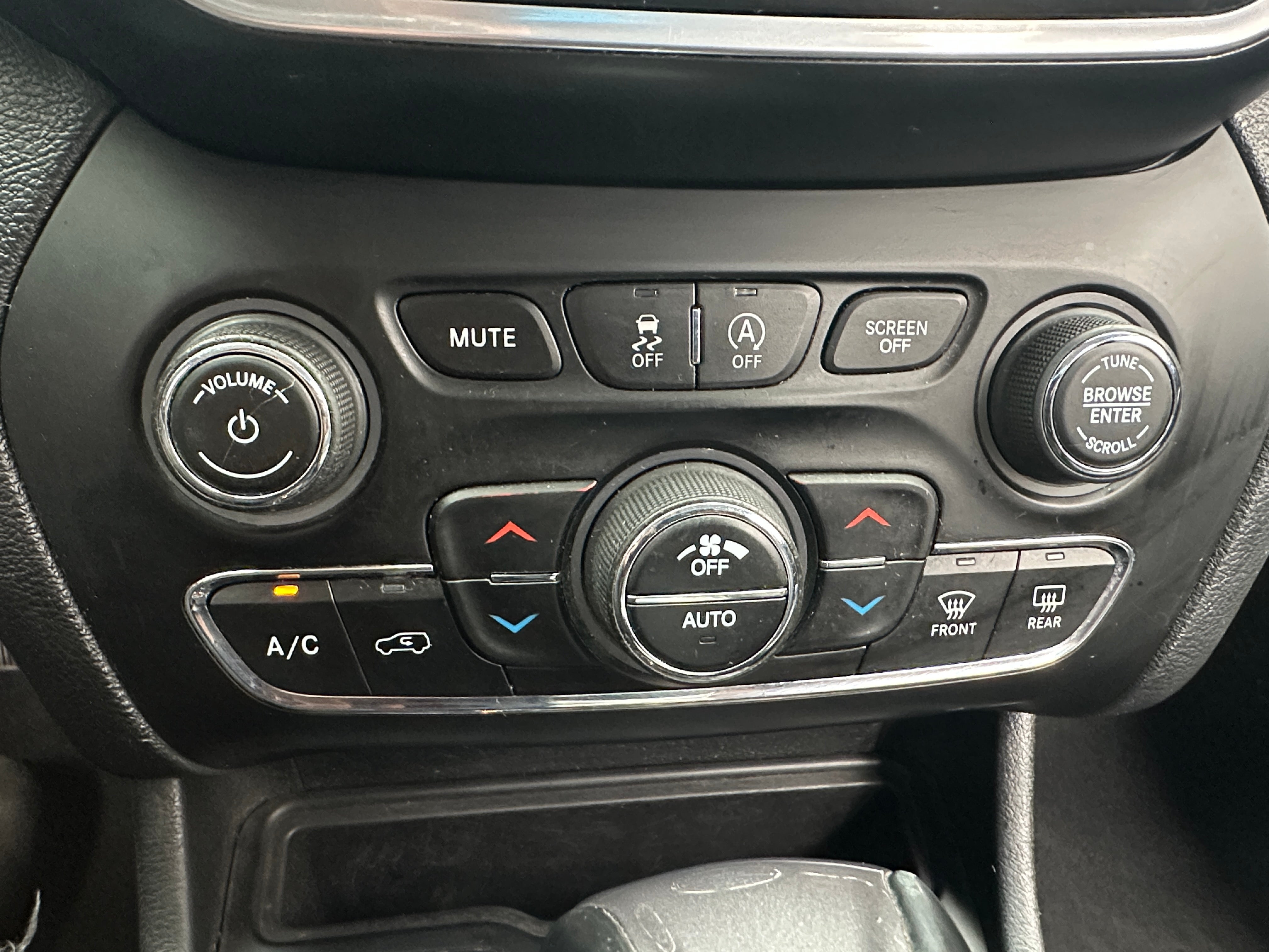 2022 Jeep Cherokee Latitude 3