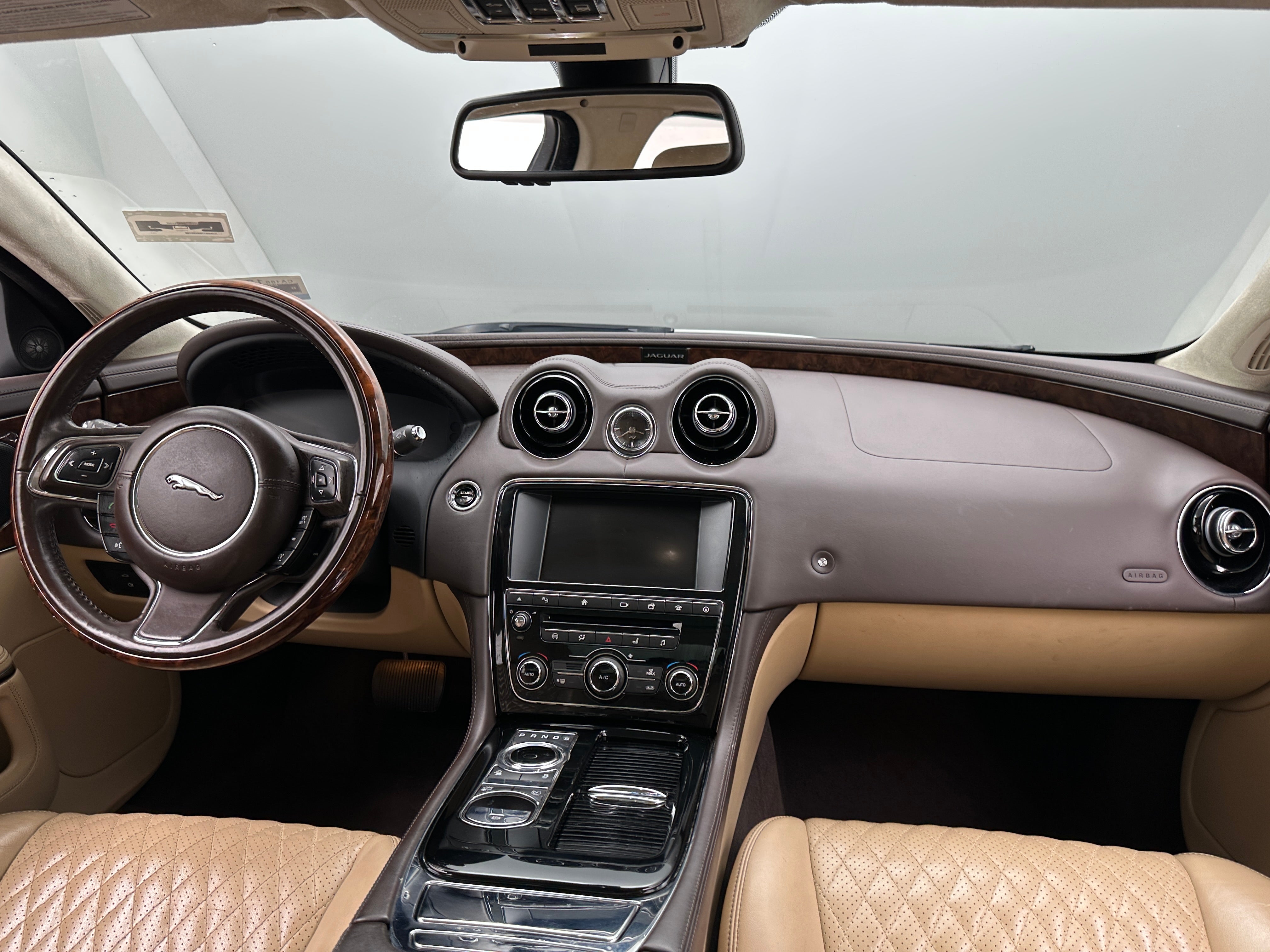 2016 Jaguar XJ XJL Portfolio 3