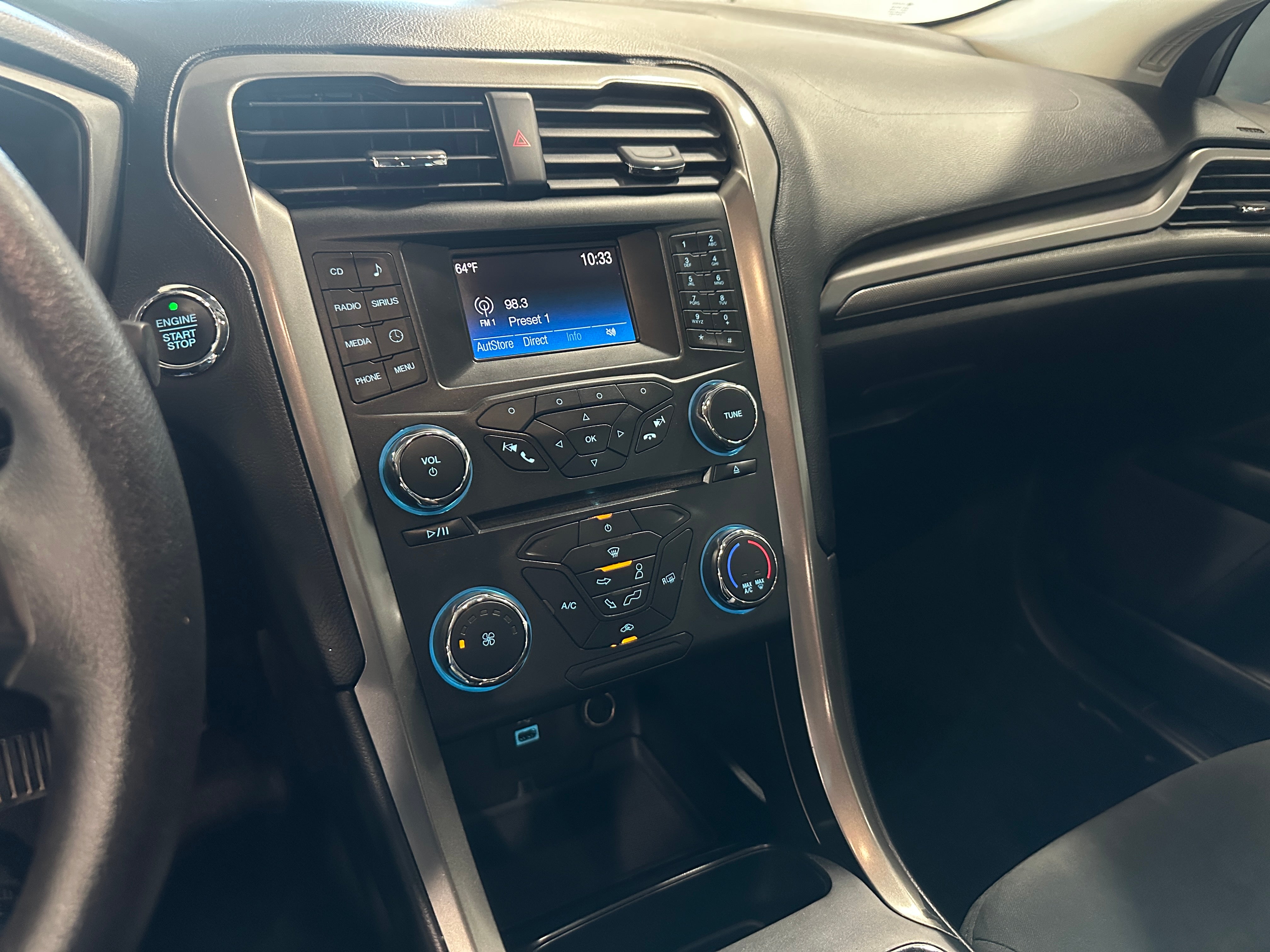 2017 Ford Fusion SE 4