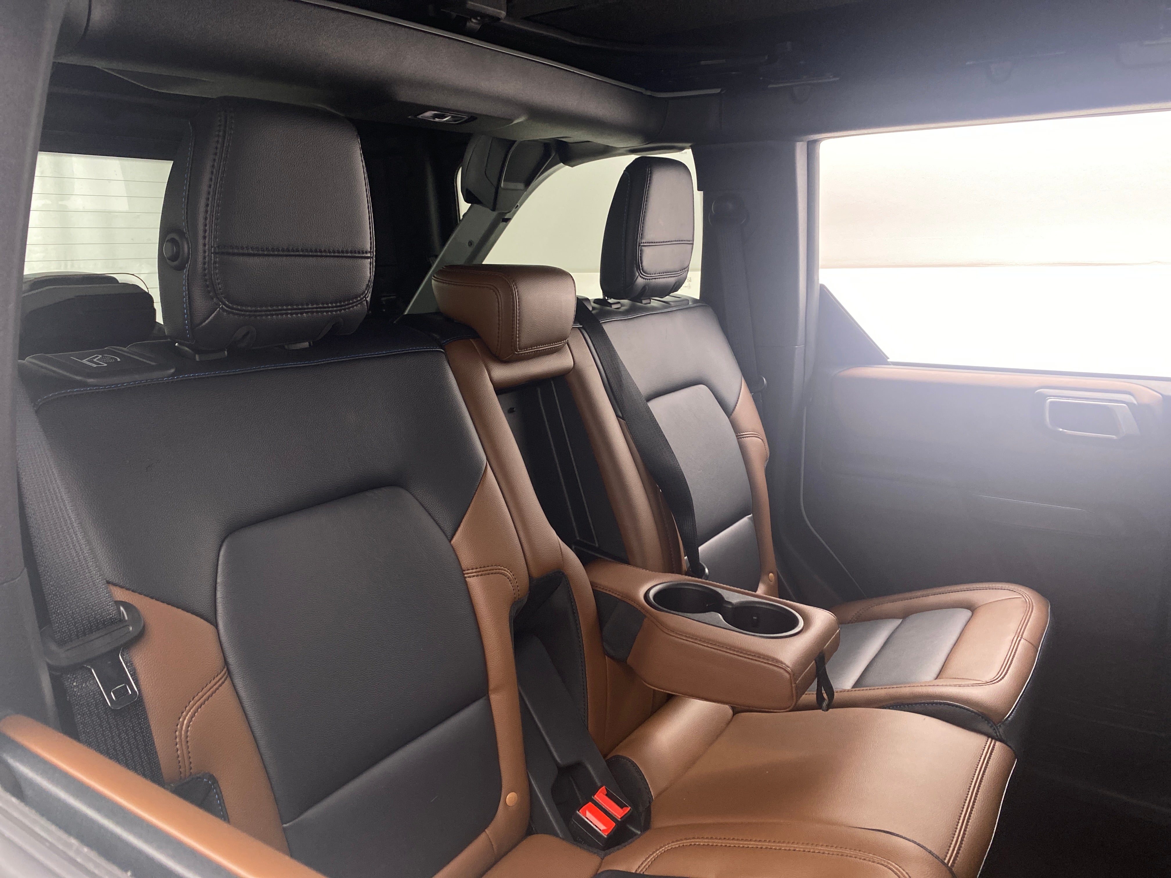 2024 Ford Bronco Outer Banks 5