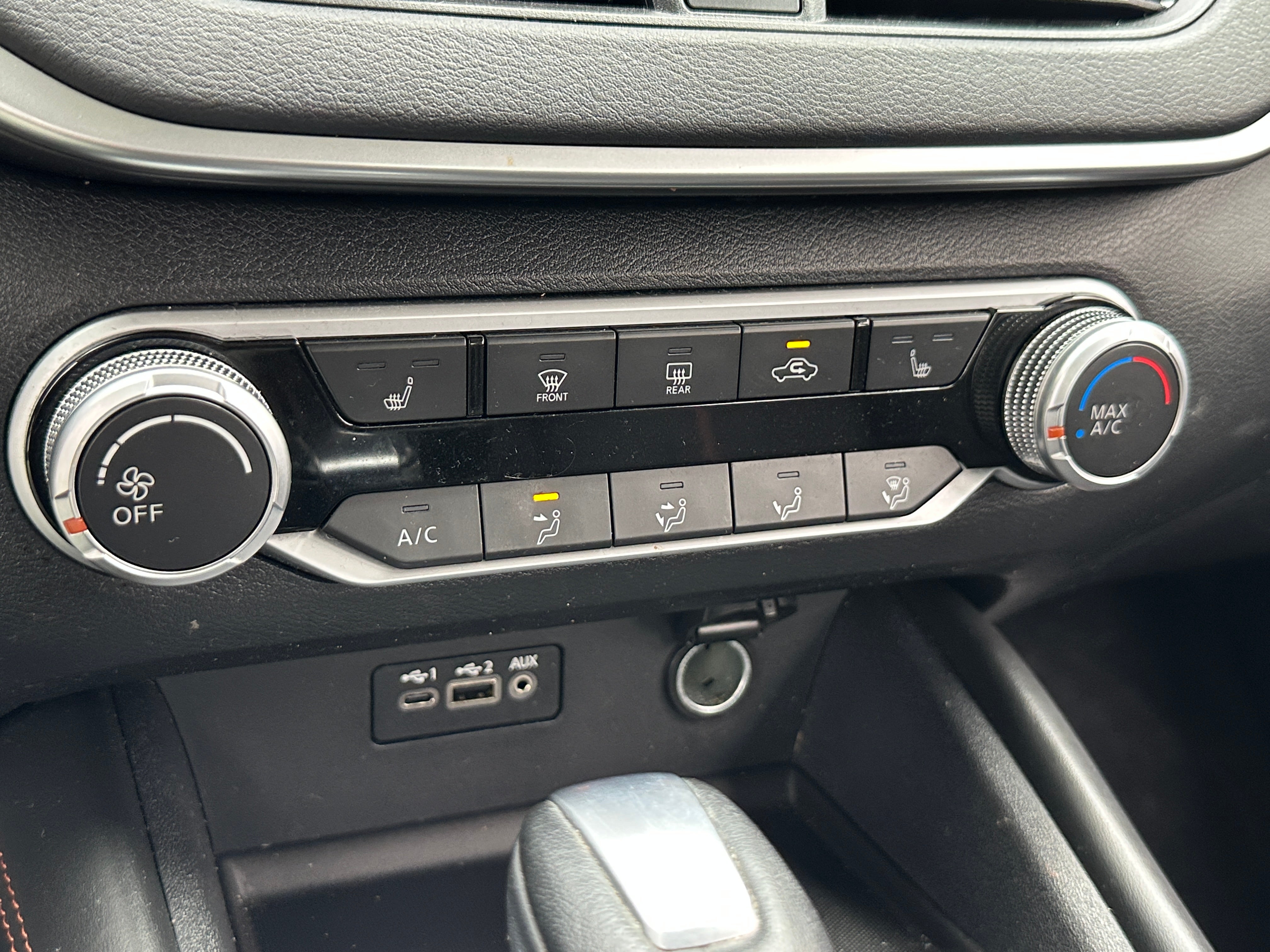 2019 Nissan Altima SR 4