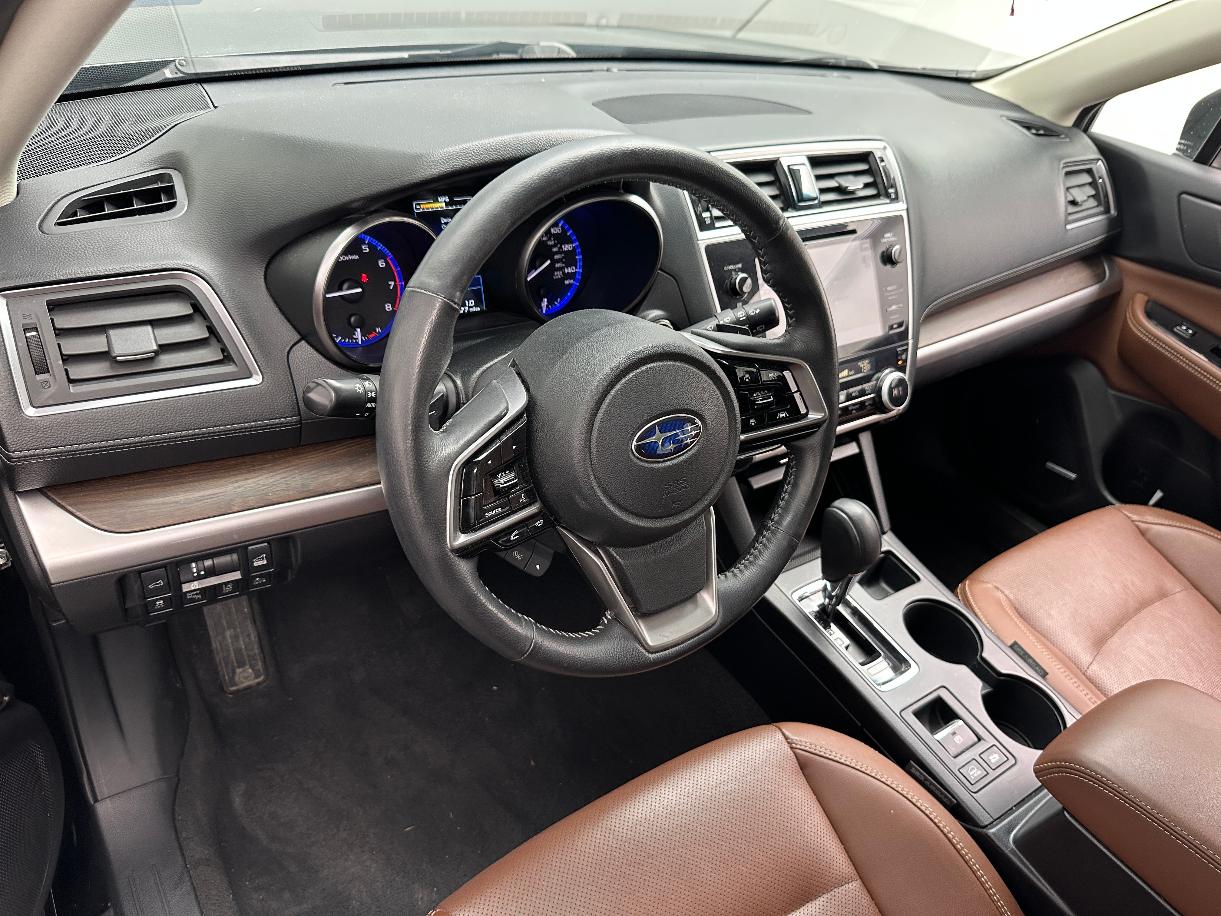 2019 Subaru Outback 2.5i Touring 2