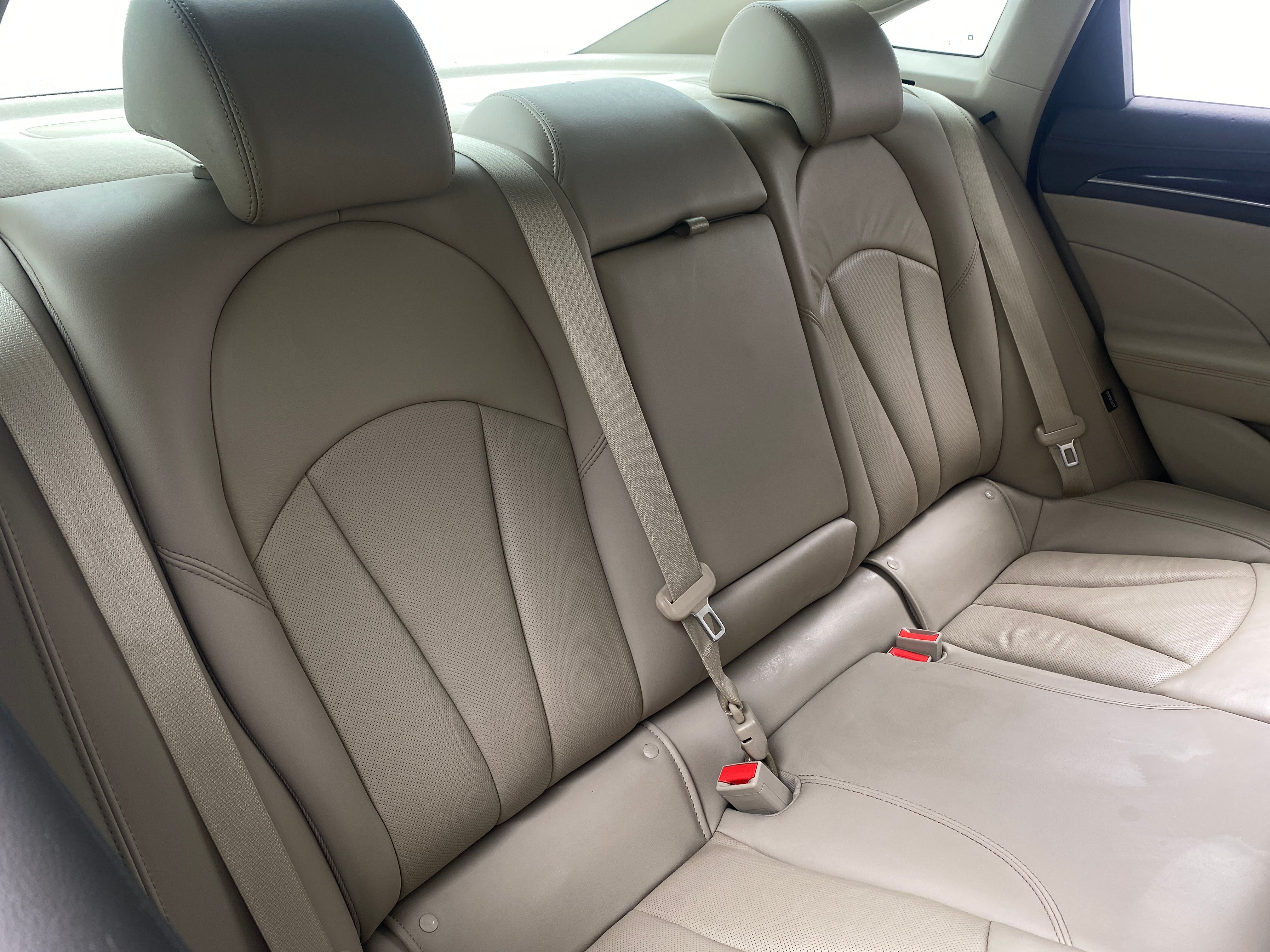 2017 Buick LaCrosse Essence 5
