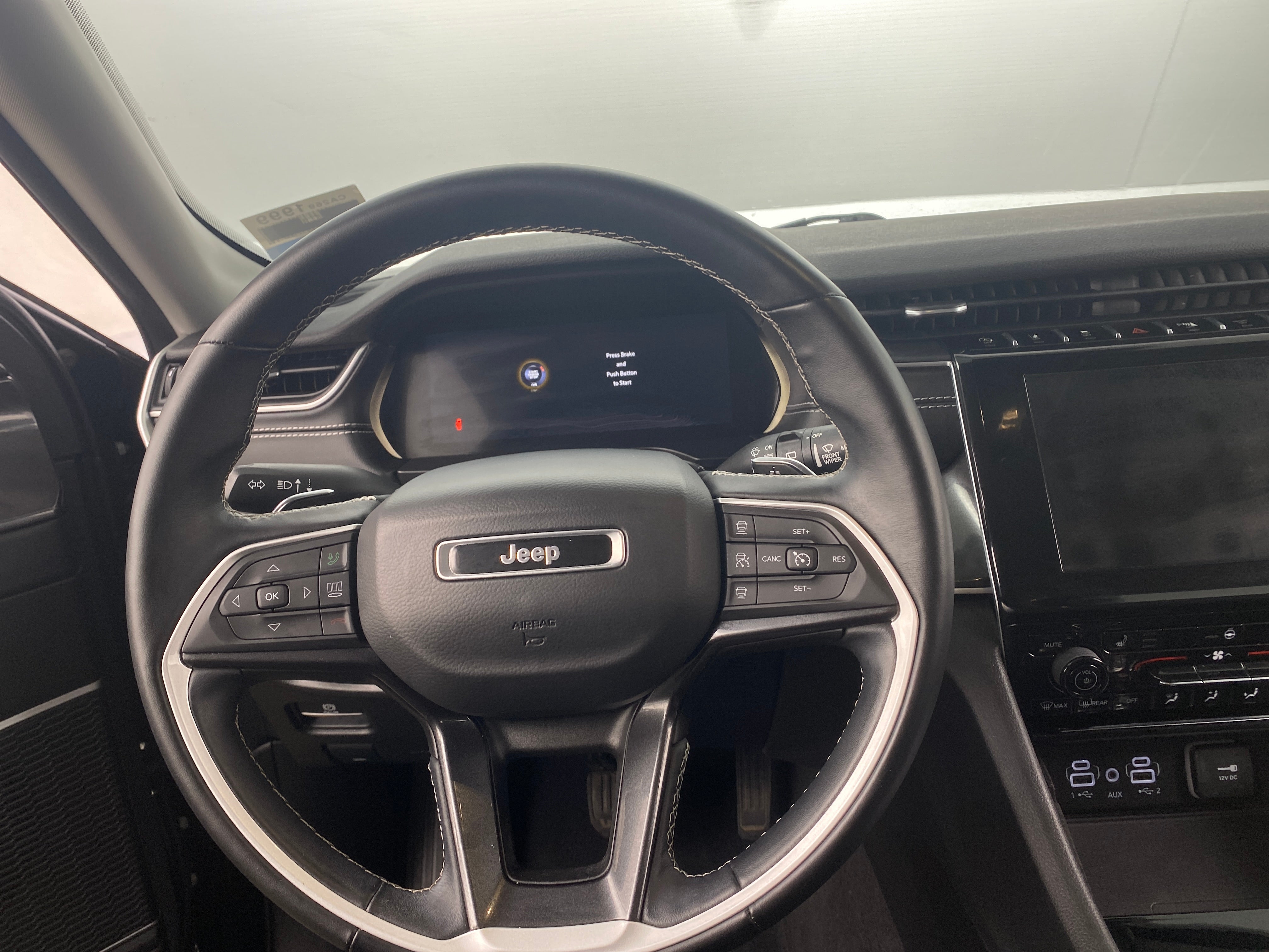 2022 Jeep Grand Cherokee L Laredo 5
