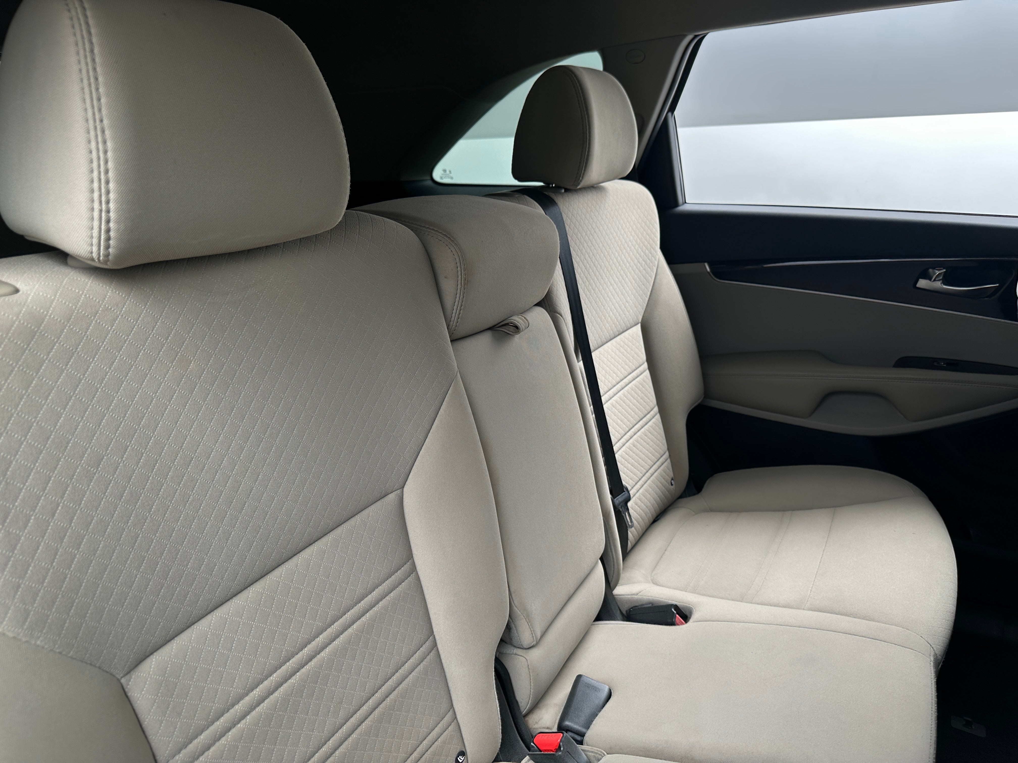2019 Kia Sorento LX 6
