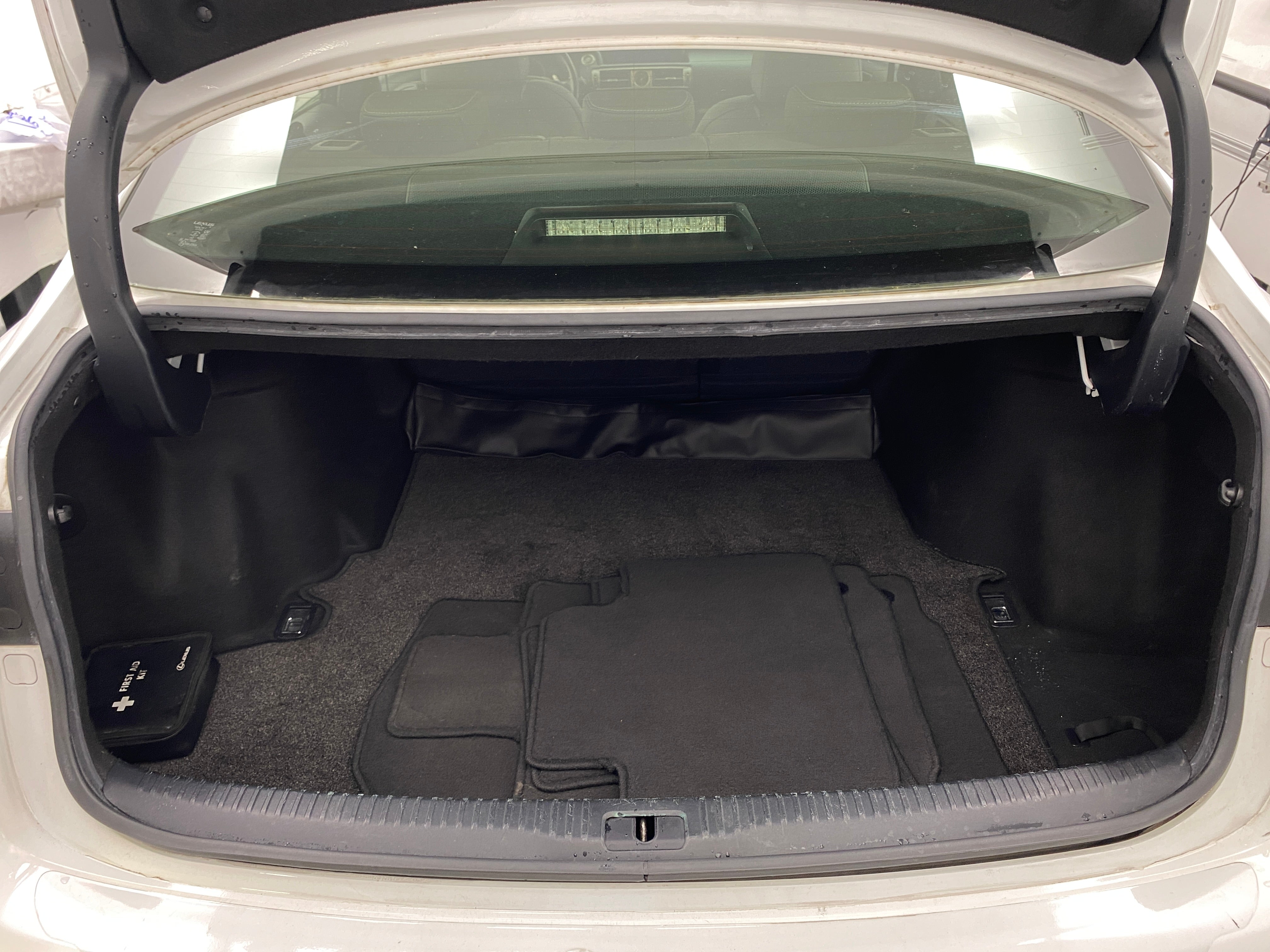 2016 Lexus IS 200t 6