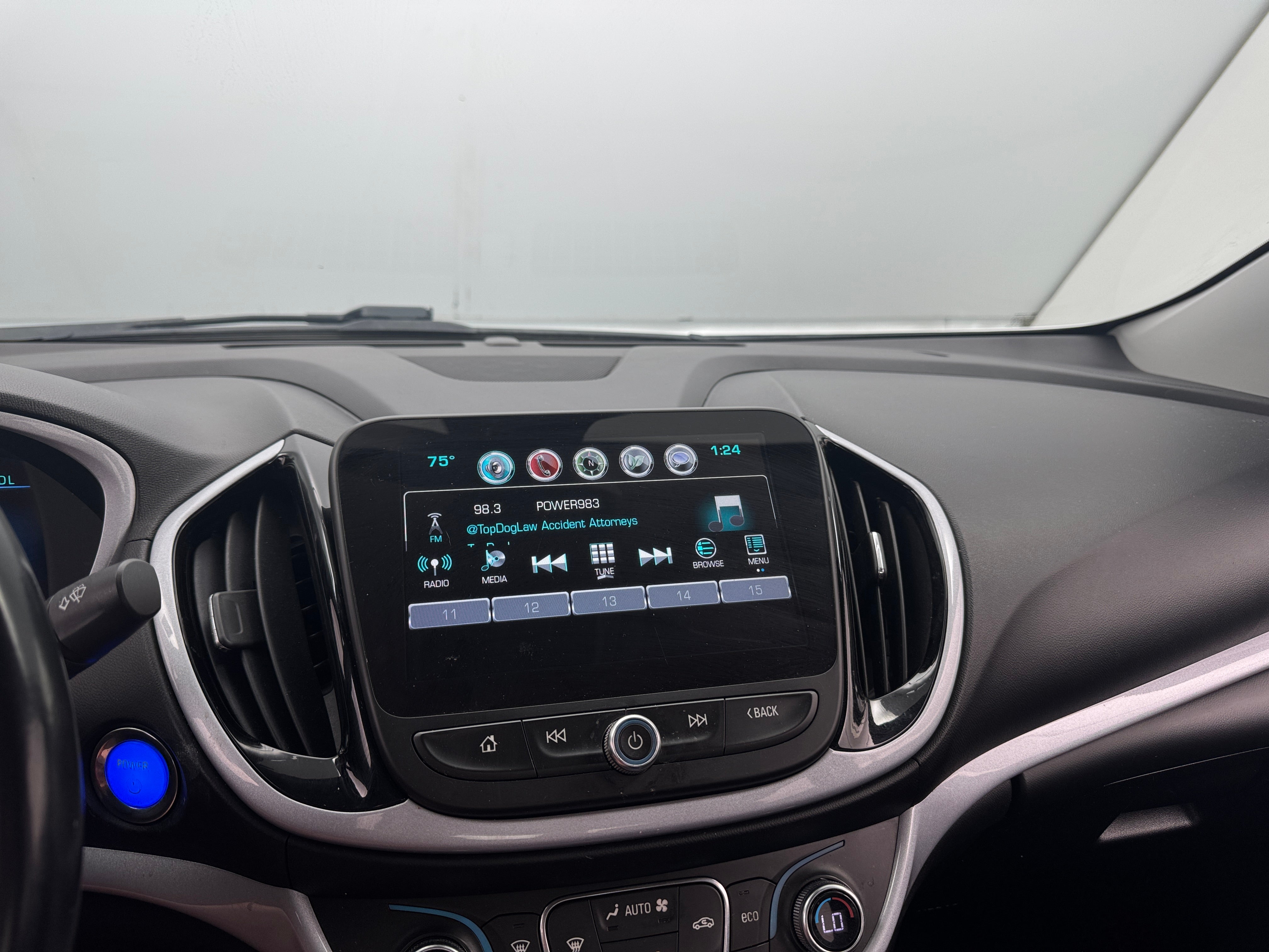 2017 Chevrolet Volt LT 4