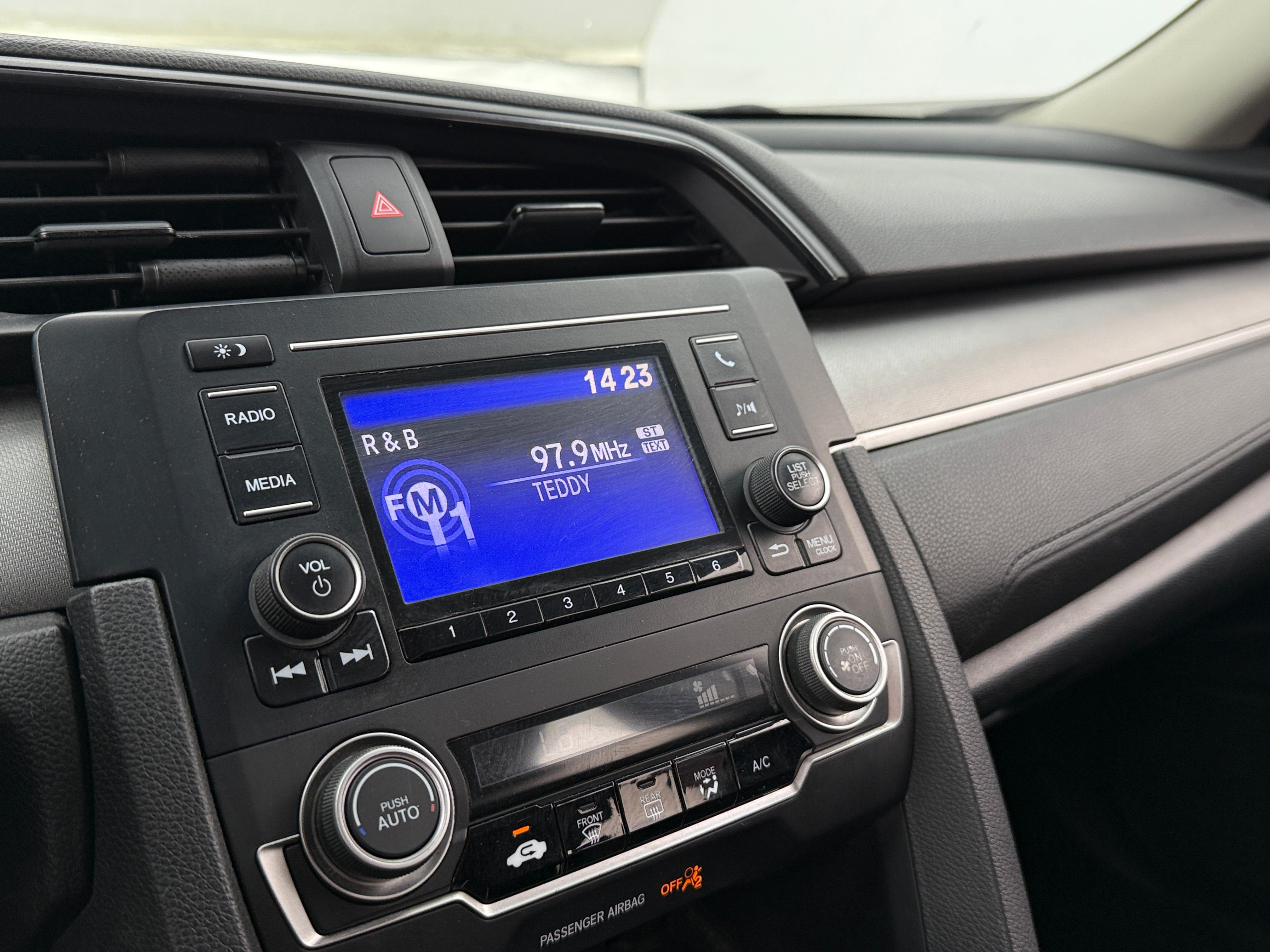 2017 Honda Civic LX 4