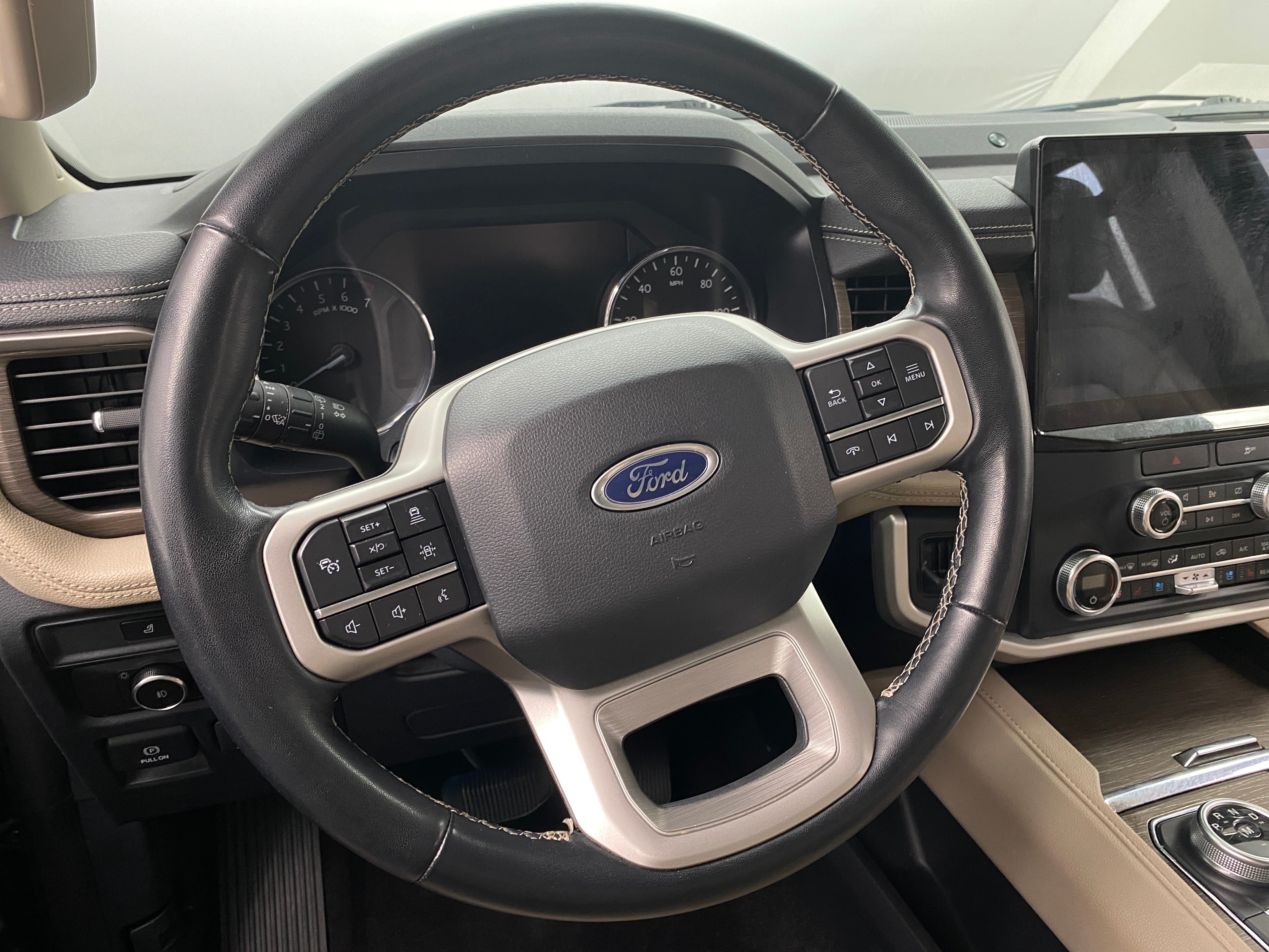 2023 Ford Expedition Limited 4