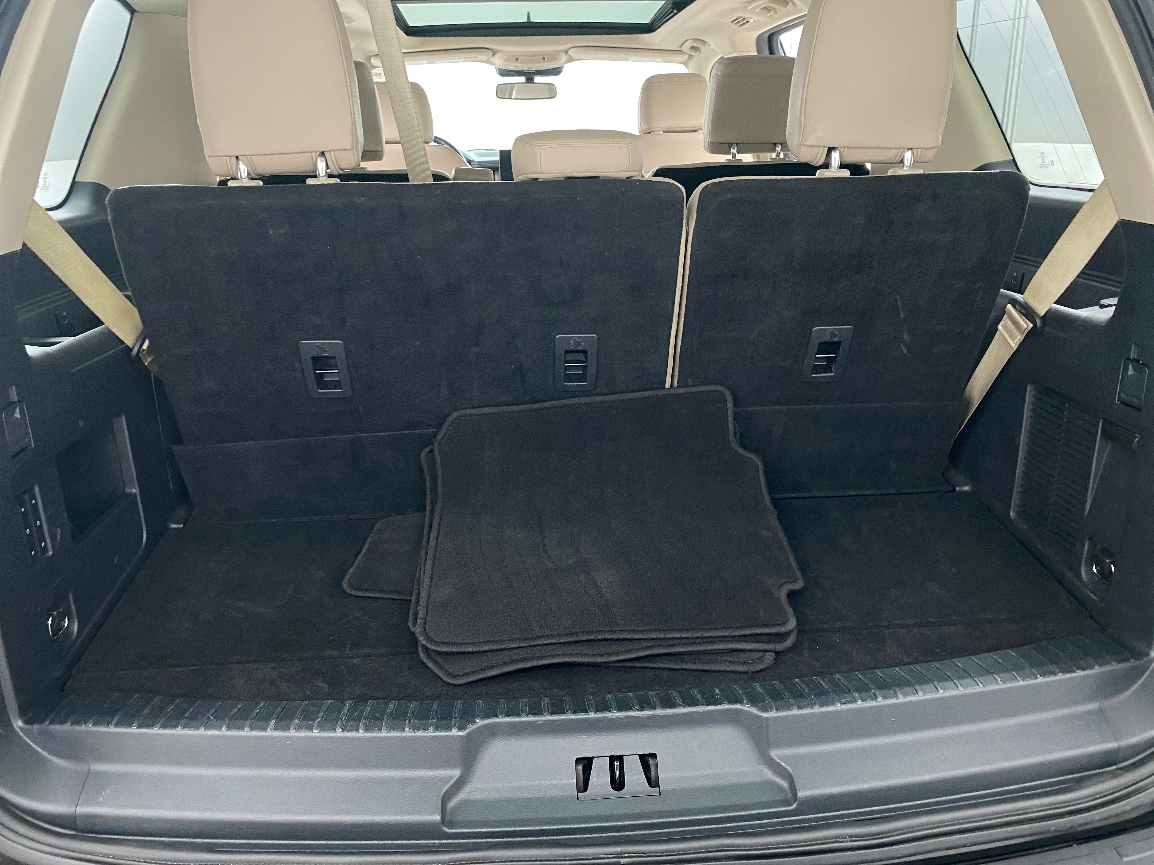 2023 Ford Expedition Limited 6