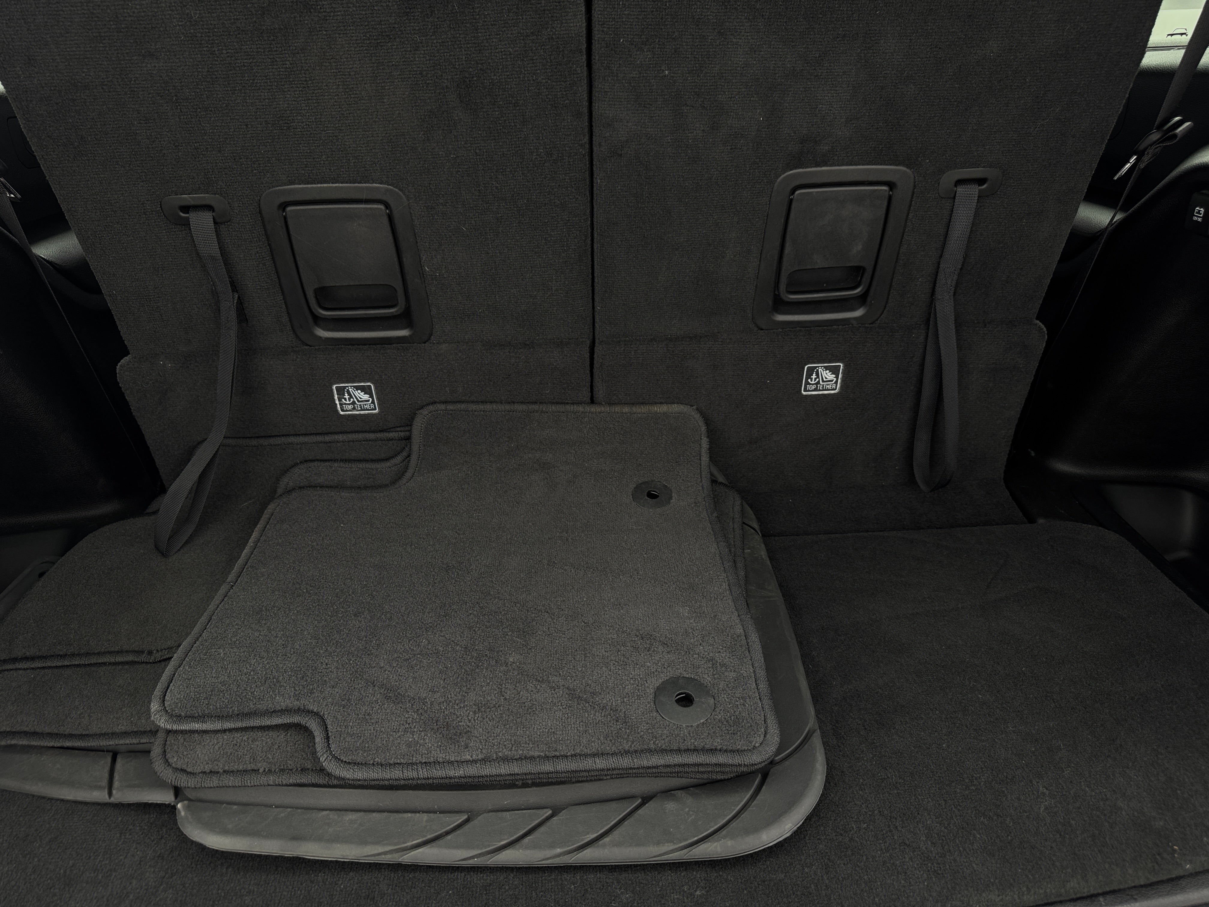 2023 Jeep Grand Cherokee L Altitude 7