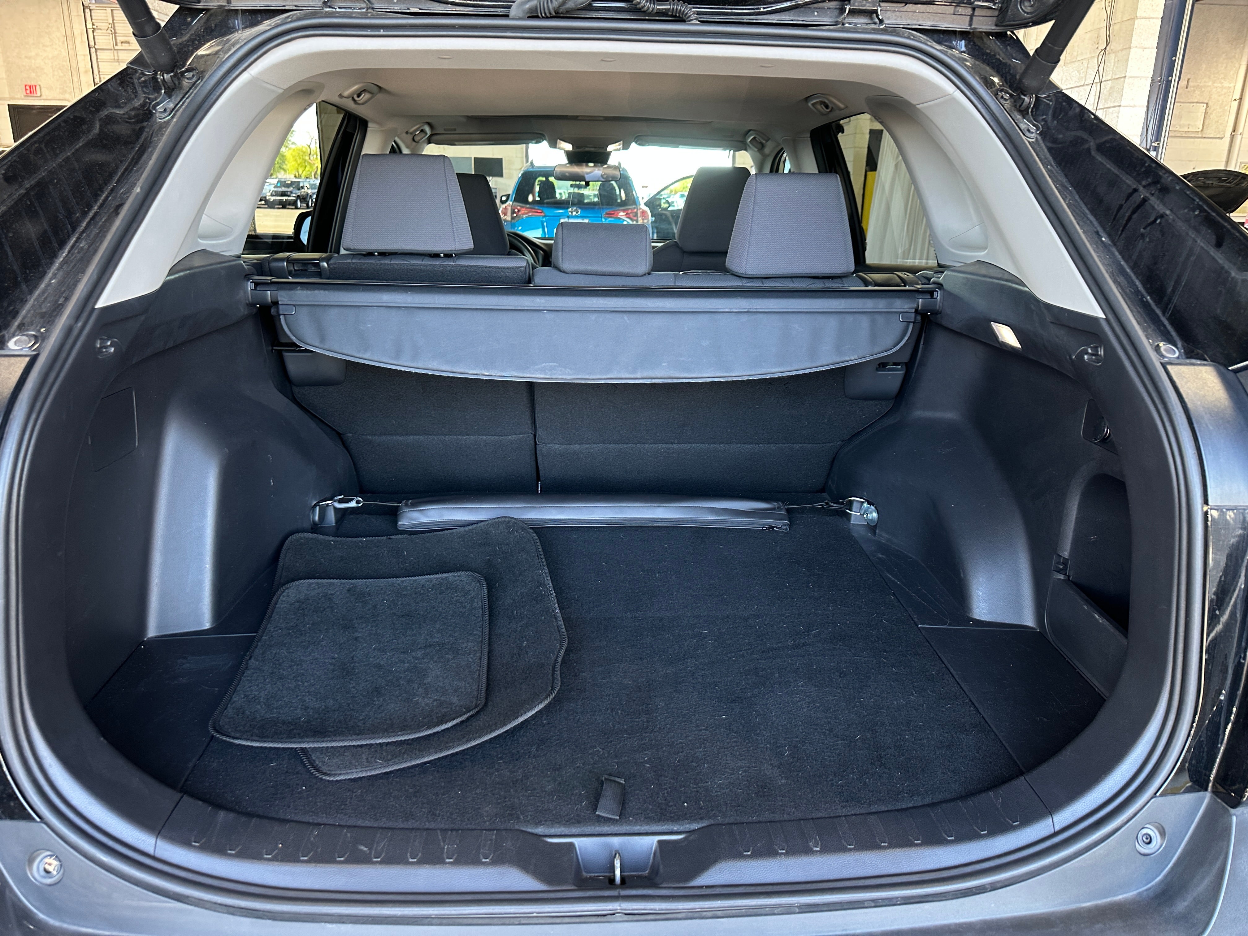 2024 Toyota RAV4 XLE 7