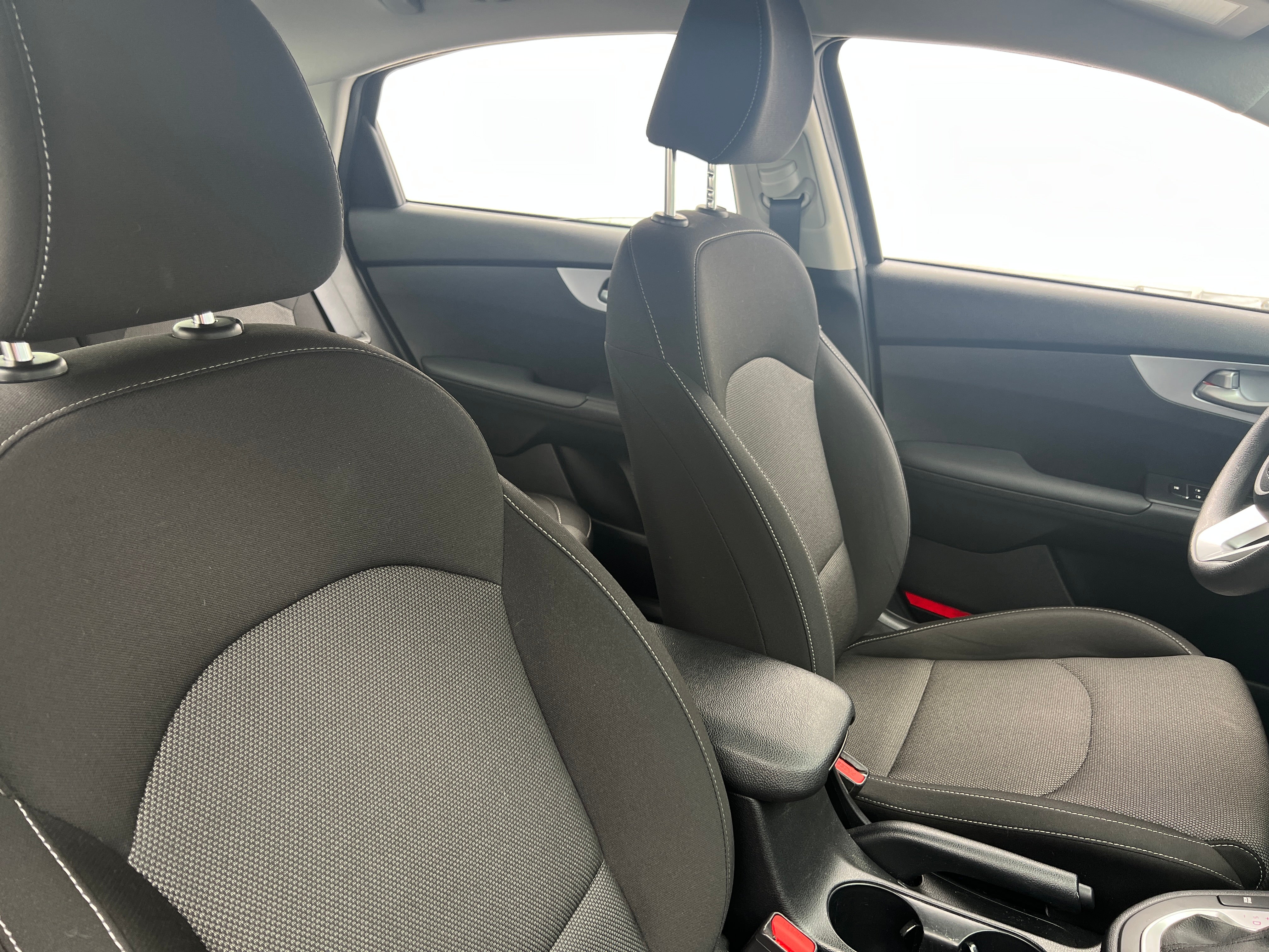 2024 Kia Forte LXS 2