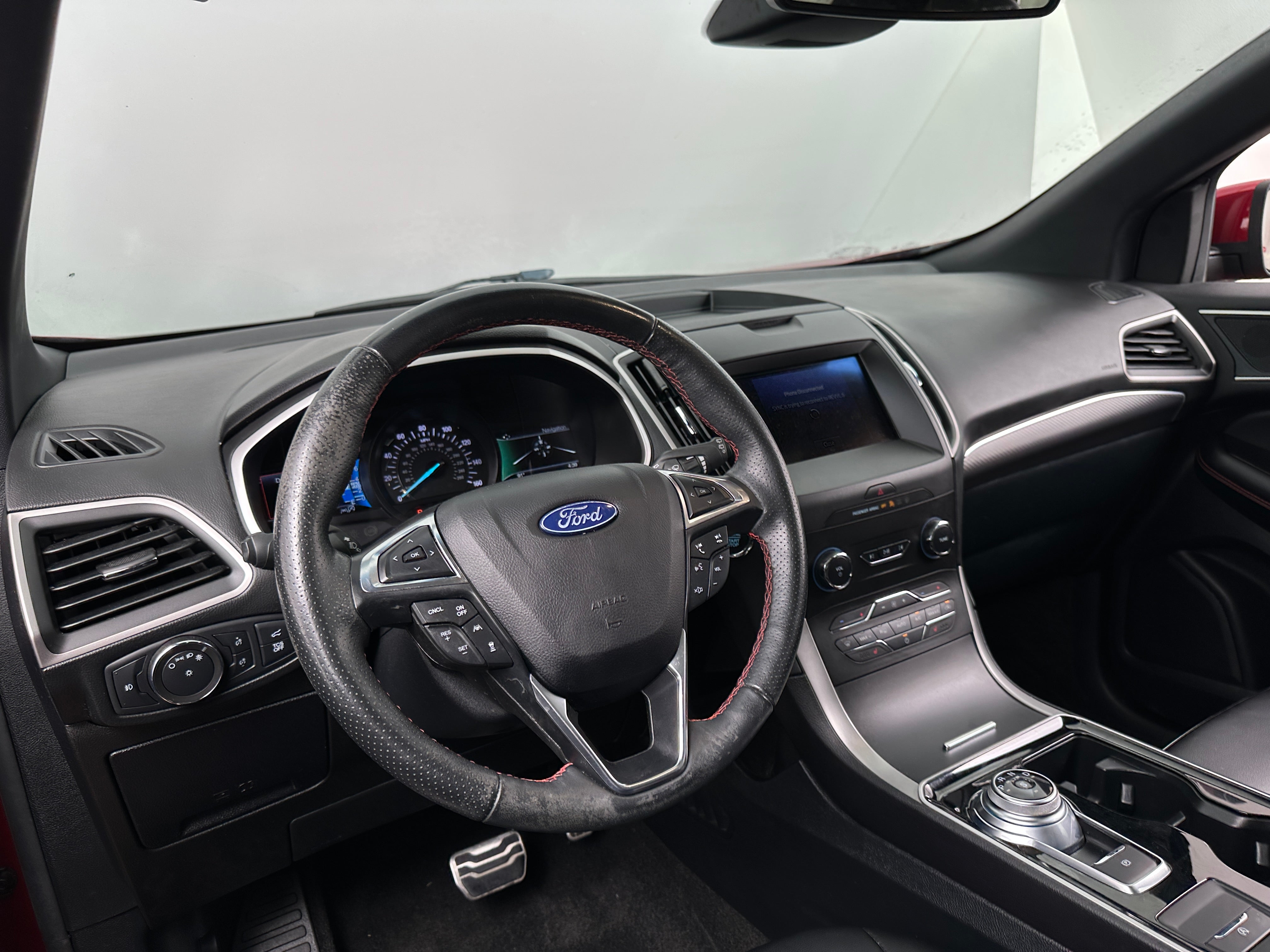 2020 Ford Edge  2