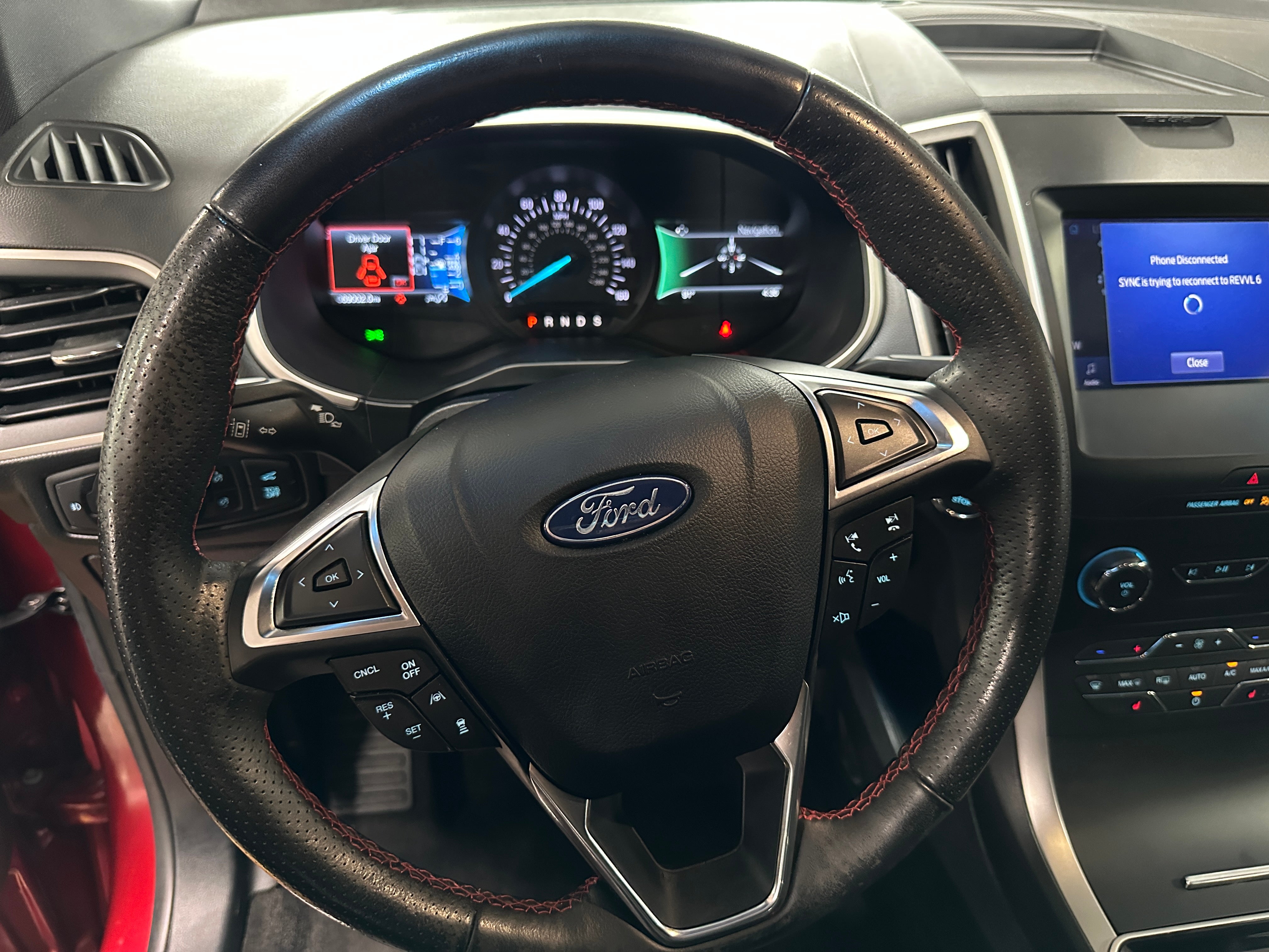 2020 Ford Edge  4
