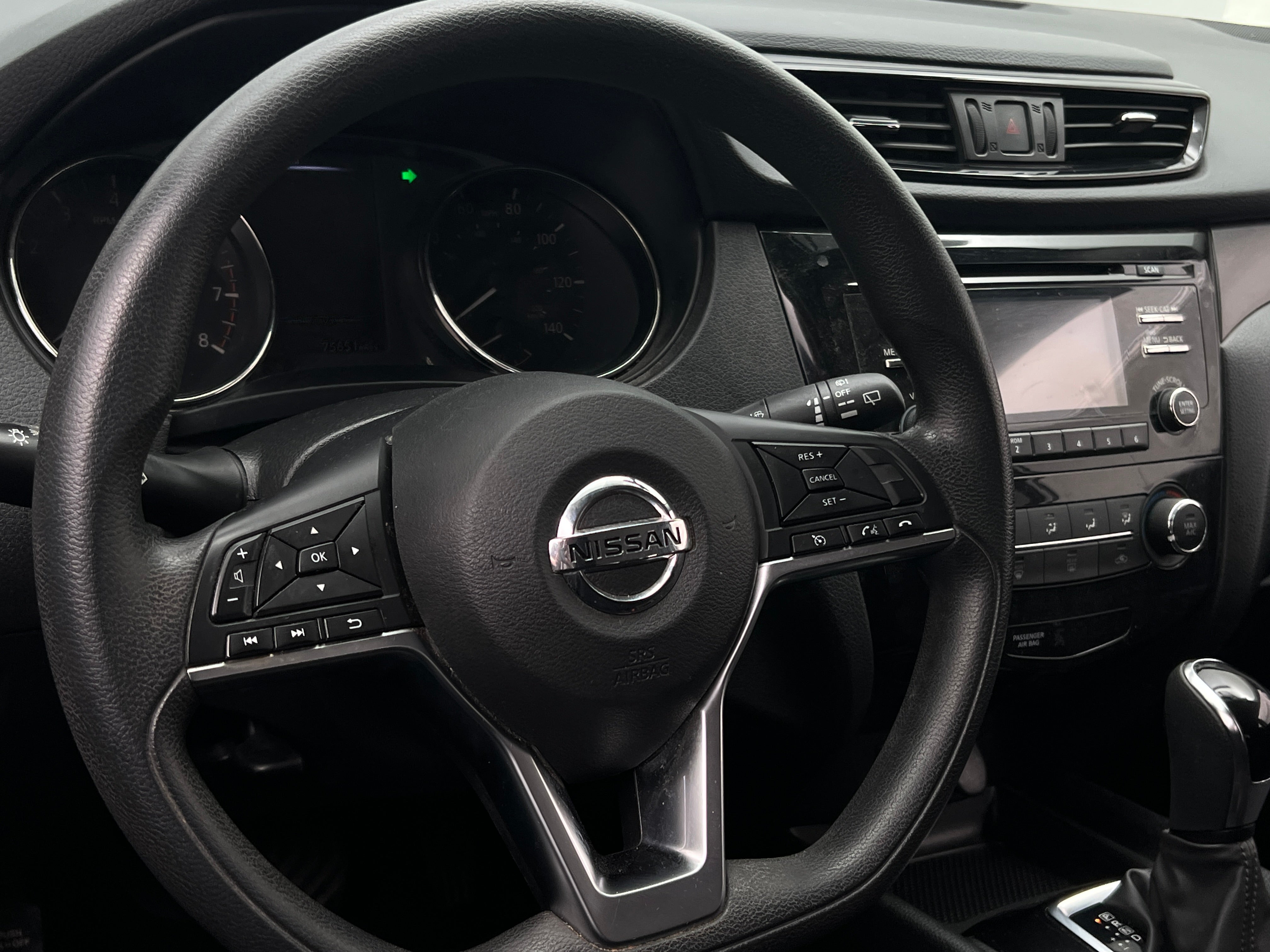 2018 Nissan Rogue Sport S 5