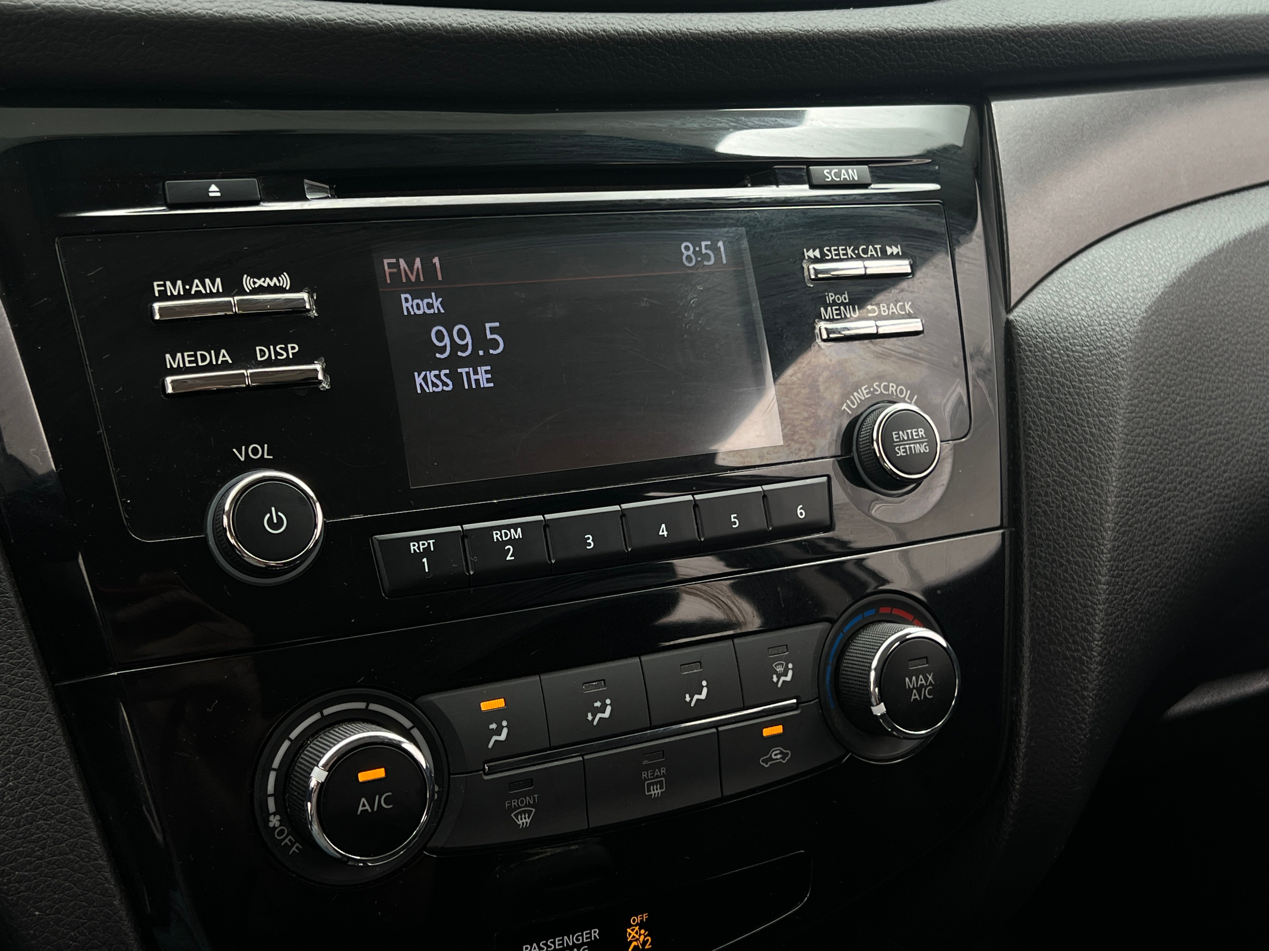 2018 Nissan Rogue Sport S 4