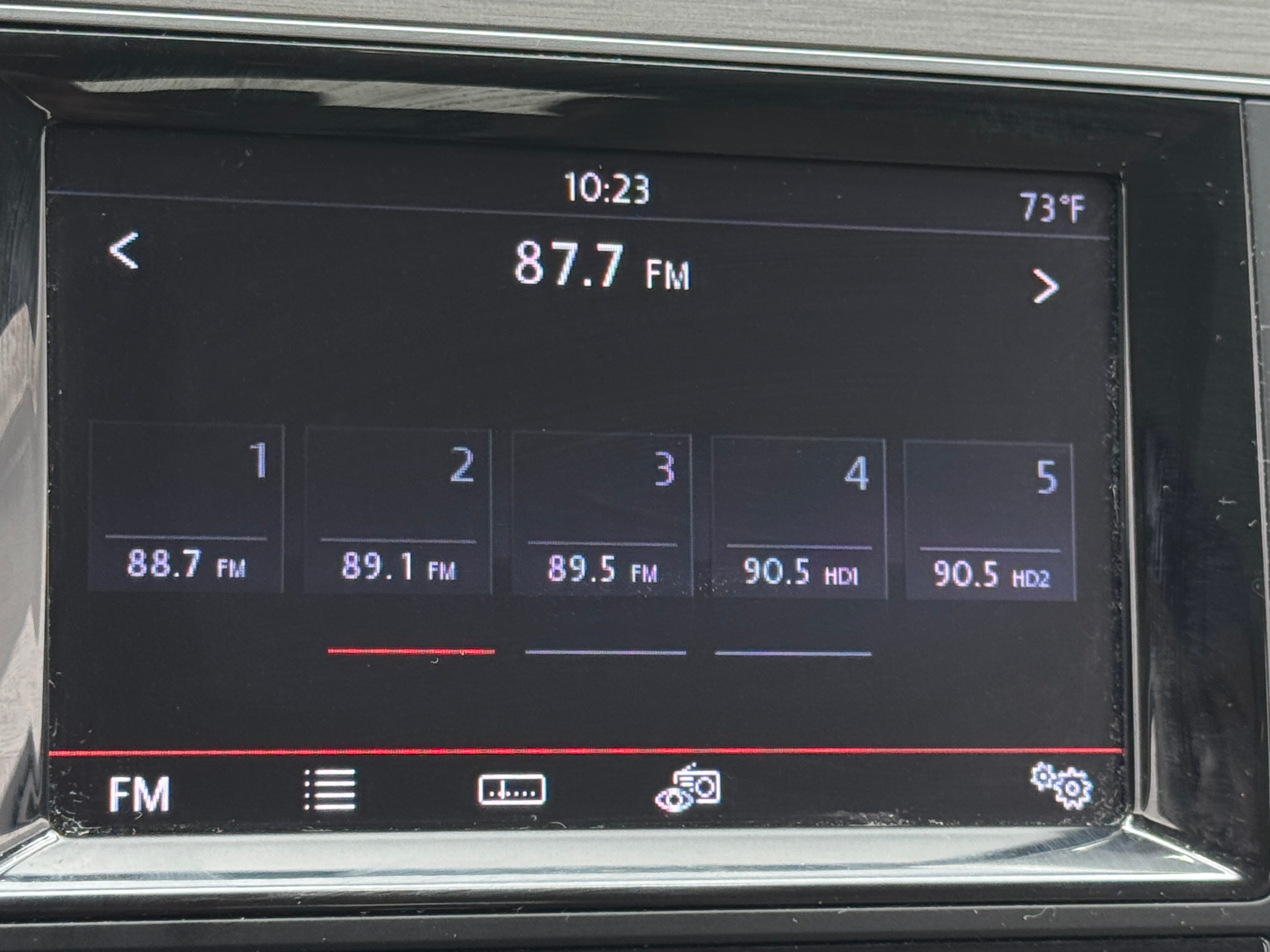 2015 Volkswagen Golf S 3